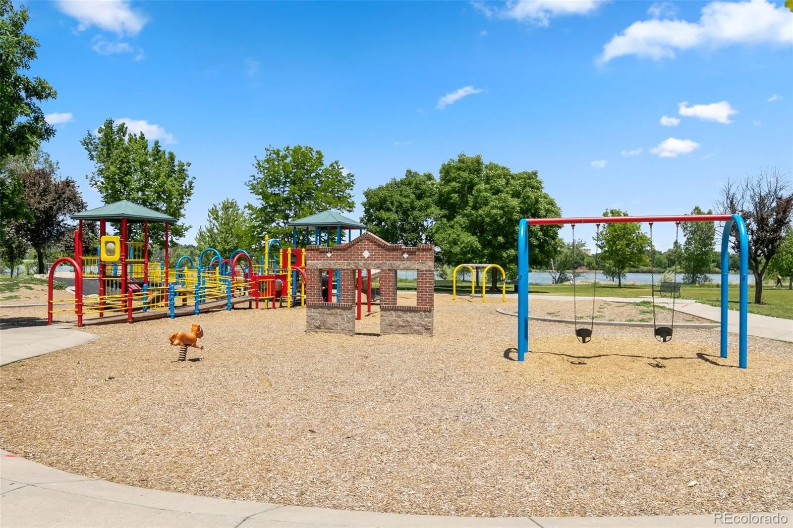 1903 Eaton Street Lakewood CO 80214 MLS #REC7799585 06162026233120 1600 36