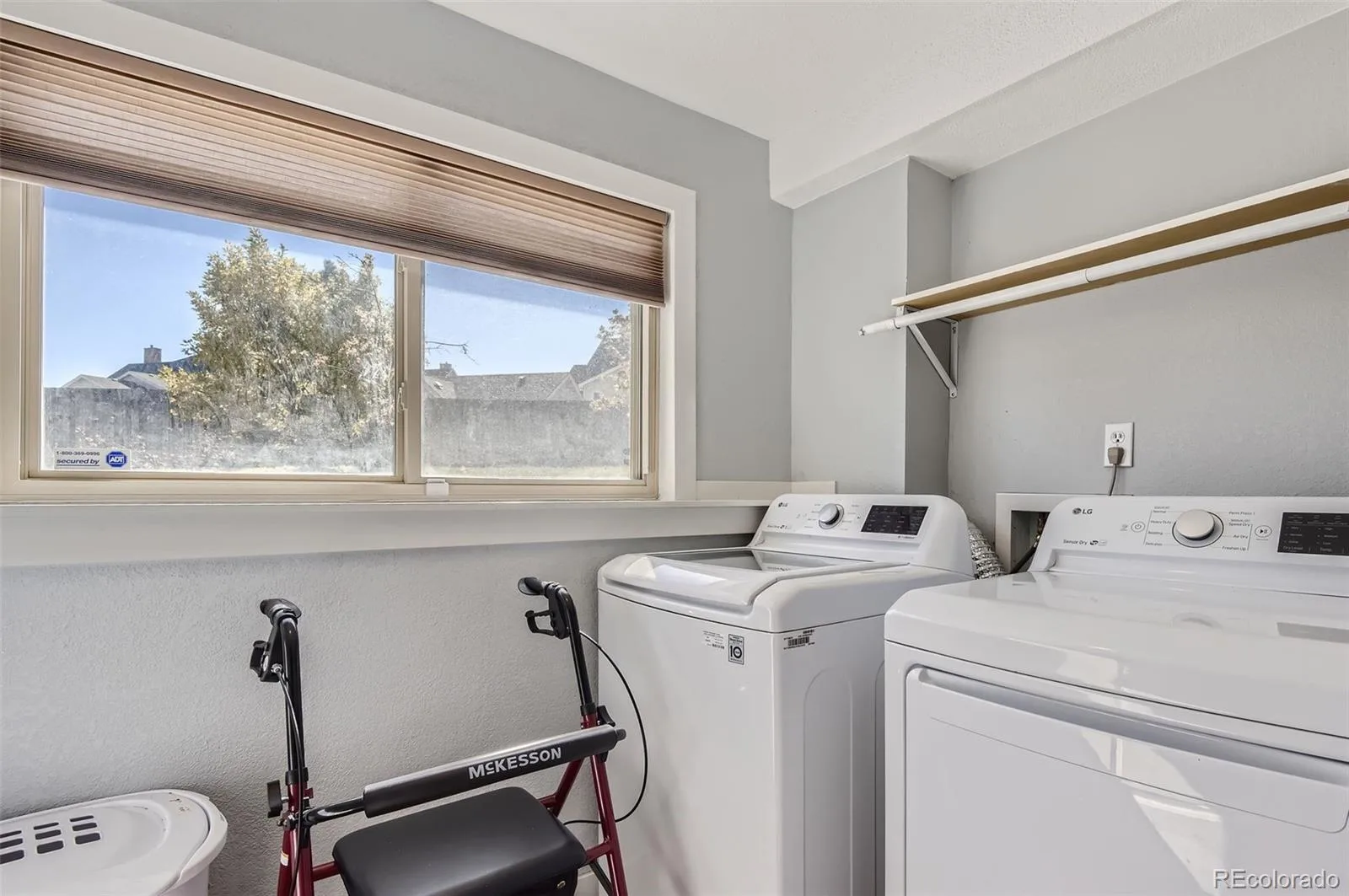18938 E Utah Circle Aurora CO 80017 MLS #REC7799931 06032026150201 1600 19