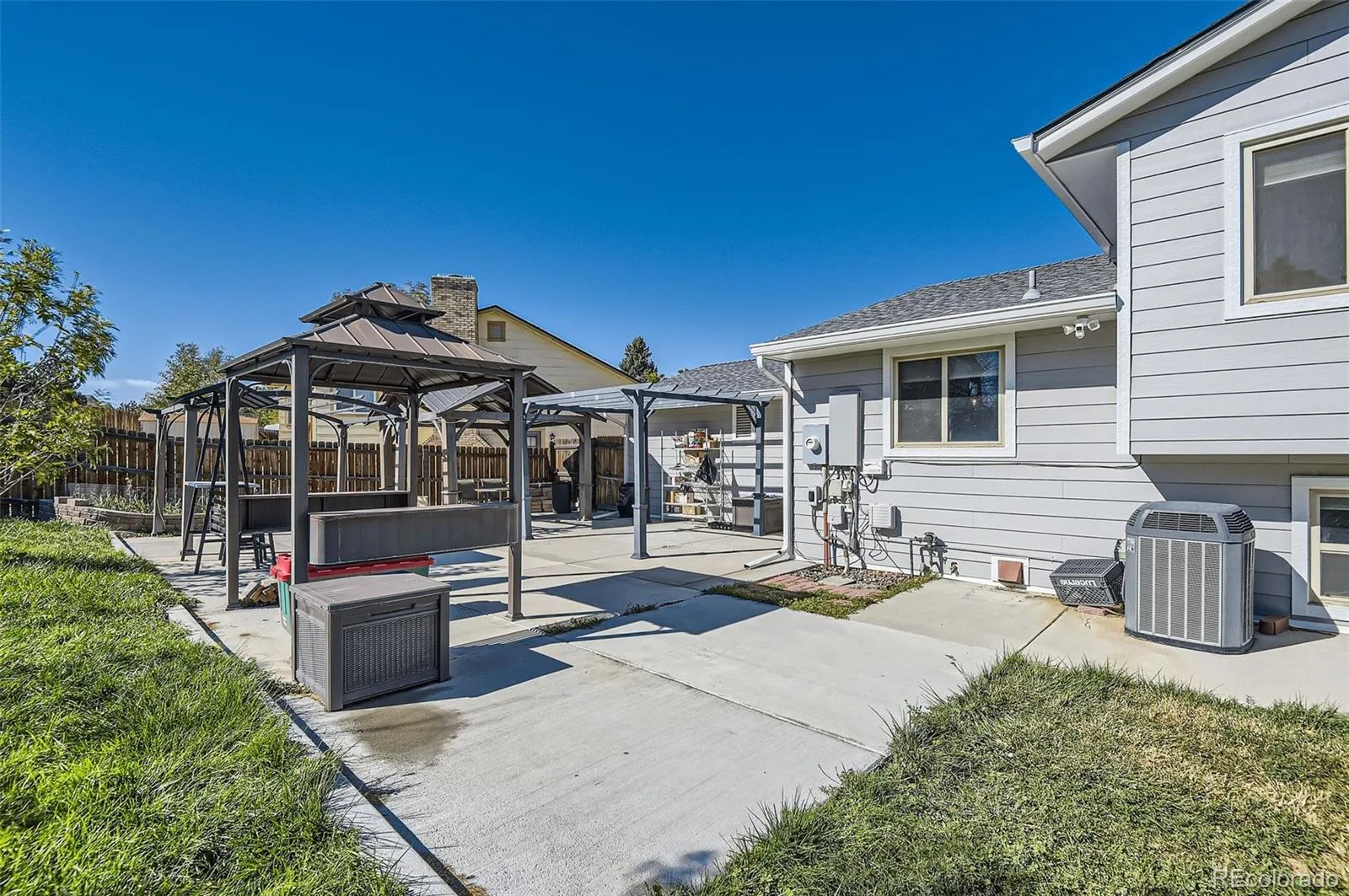 18938 E Utah Circle Aurora CO 80017 MLS #REC7799931 06032026150201 1600 22