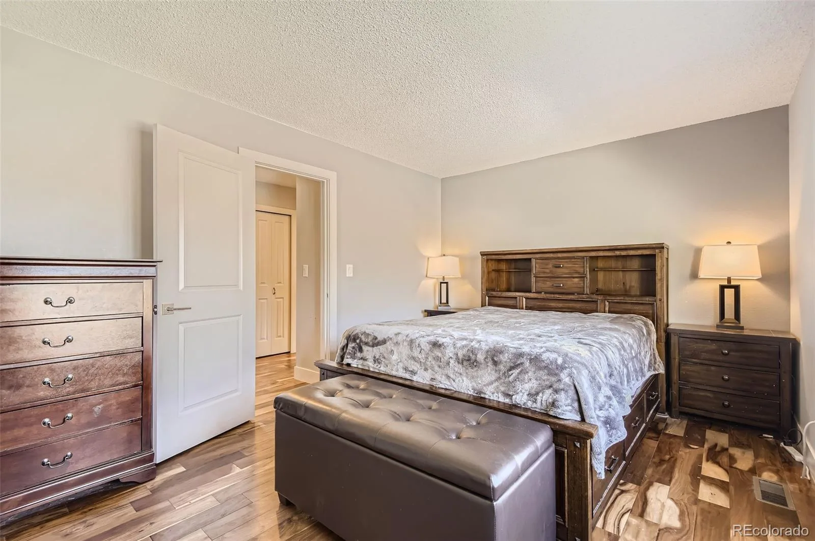 18938 E Utah Circle Aurora CO 80017 MLS #REC7799931 06032026150201 1600 8