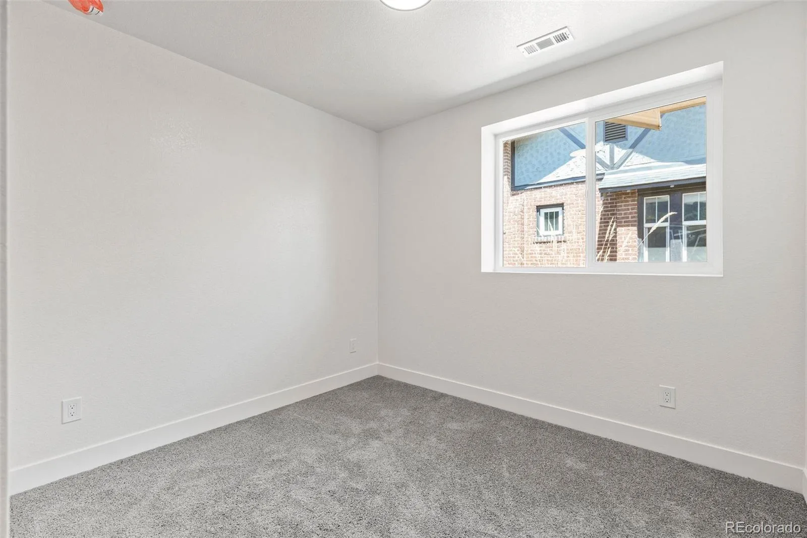 2810 N Fillmore Street Denver CO 80205 | MLS #REC7802657 07302026020316 1600 15