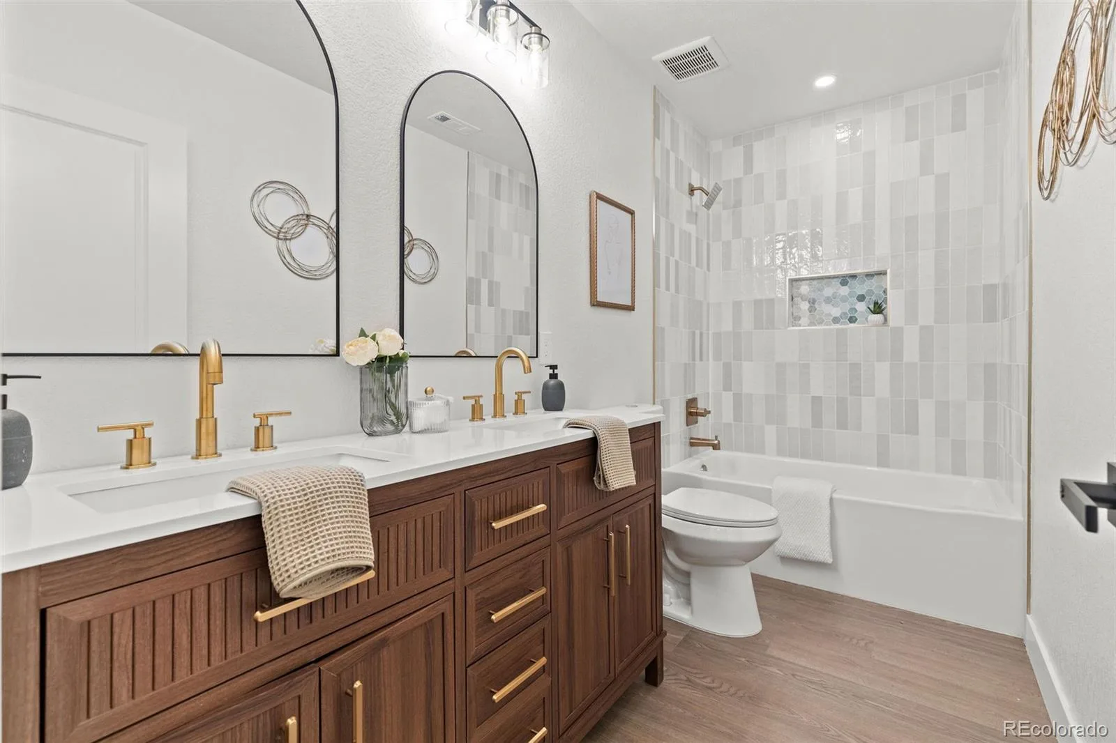 2810 N Fillmore Street Denver CO 80205 | MLS #REC7802657 07302026020316 1600 16