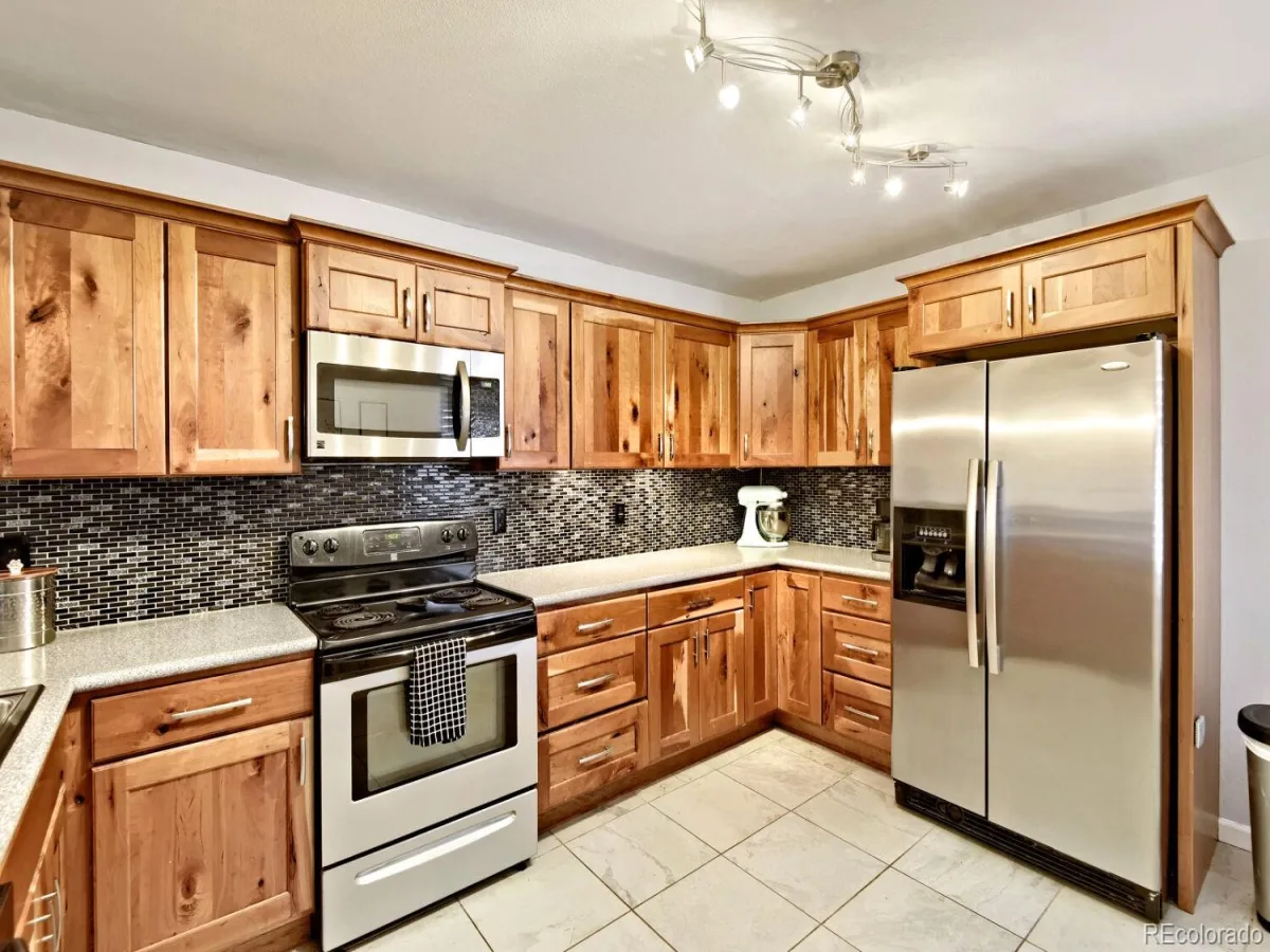 2330 E Fremont Avenue #J #19 Centennial CO 80122 | MLS #REC7802821 08042026193307 1200 3