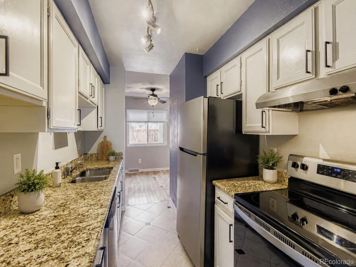 1060 S Parker Road #25 Denver CO 80231 | MLS #REC7803580 08262026203646 1200 4