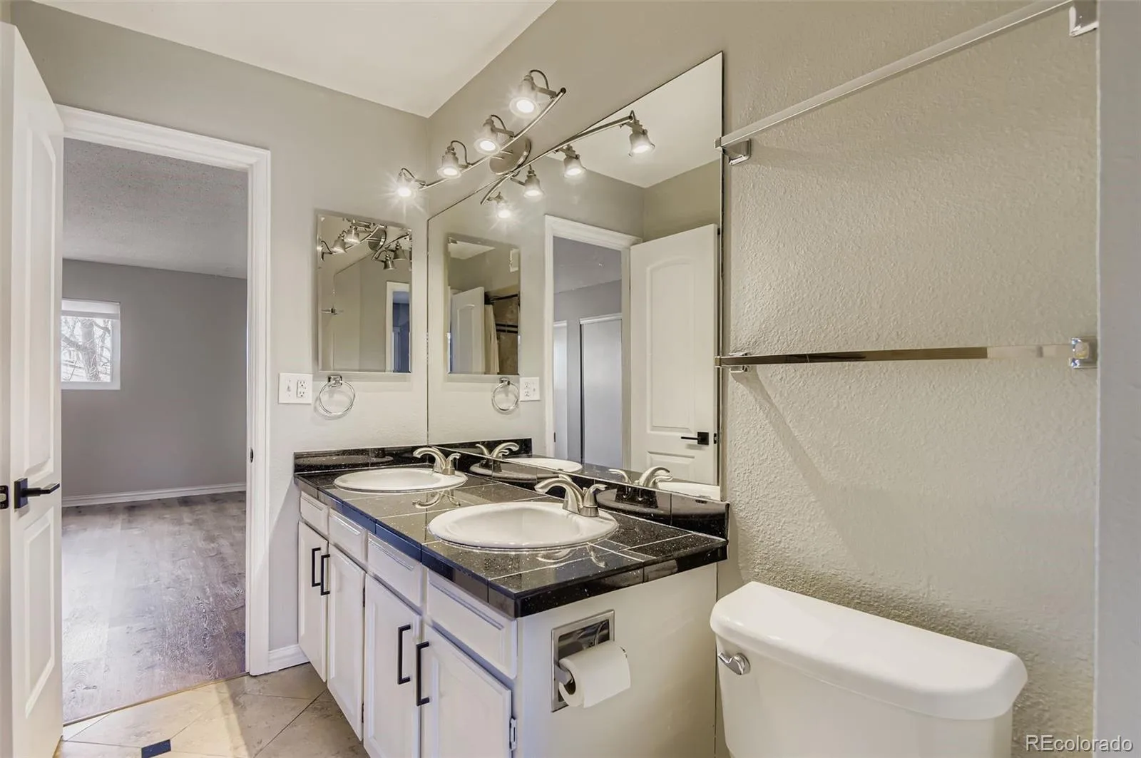1060 S Parker Road #25 Denver CO 80231 | MLS #REC7803580 08262026203646 1600 20