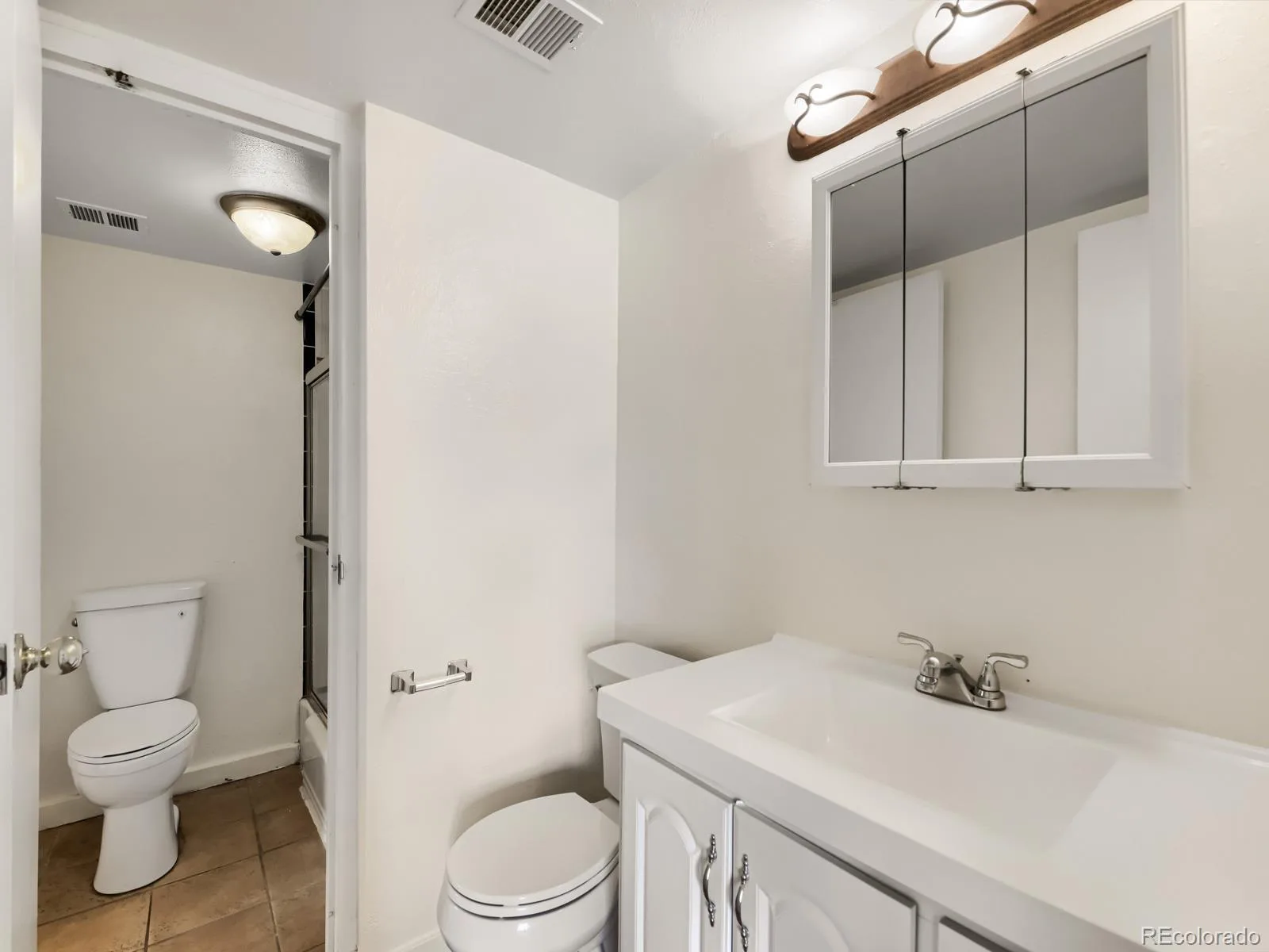 4801 E 9th Avenue #301S Denver CO 80220 MLS #REC7805667 06022026231649 1600 11