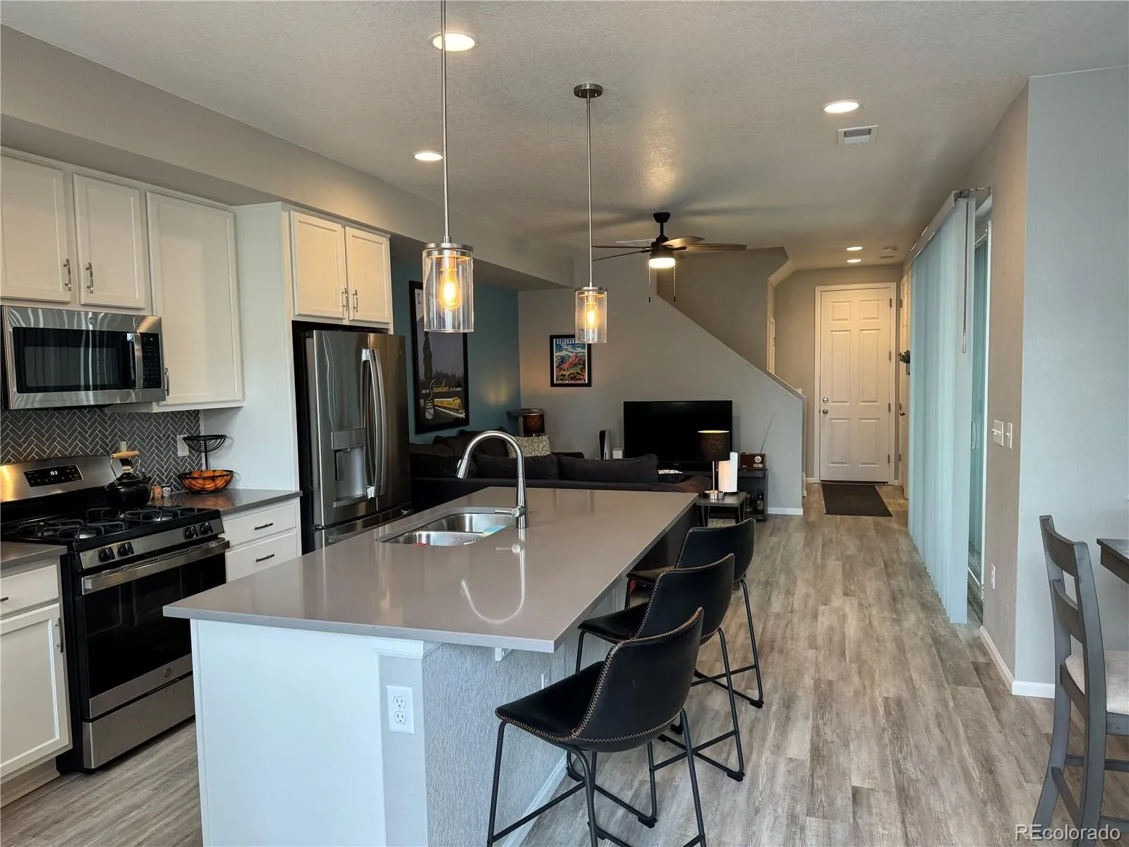 03102026204336 1600 3