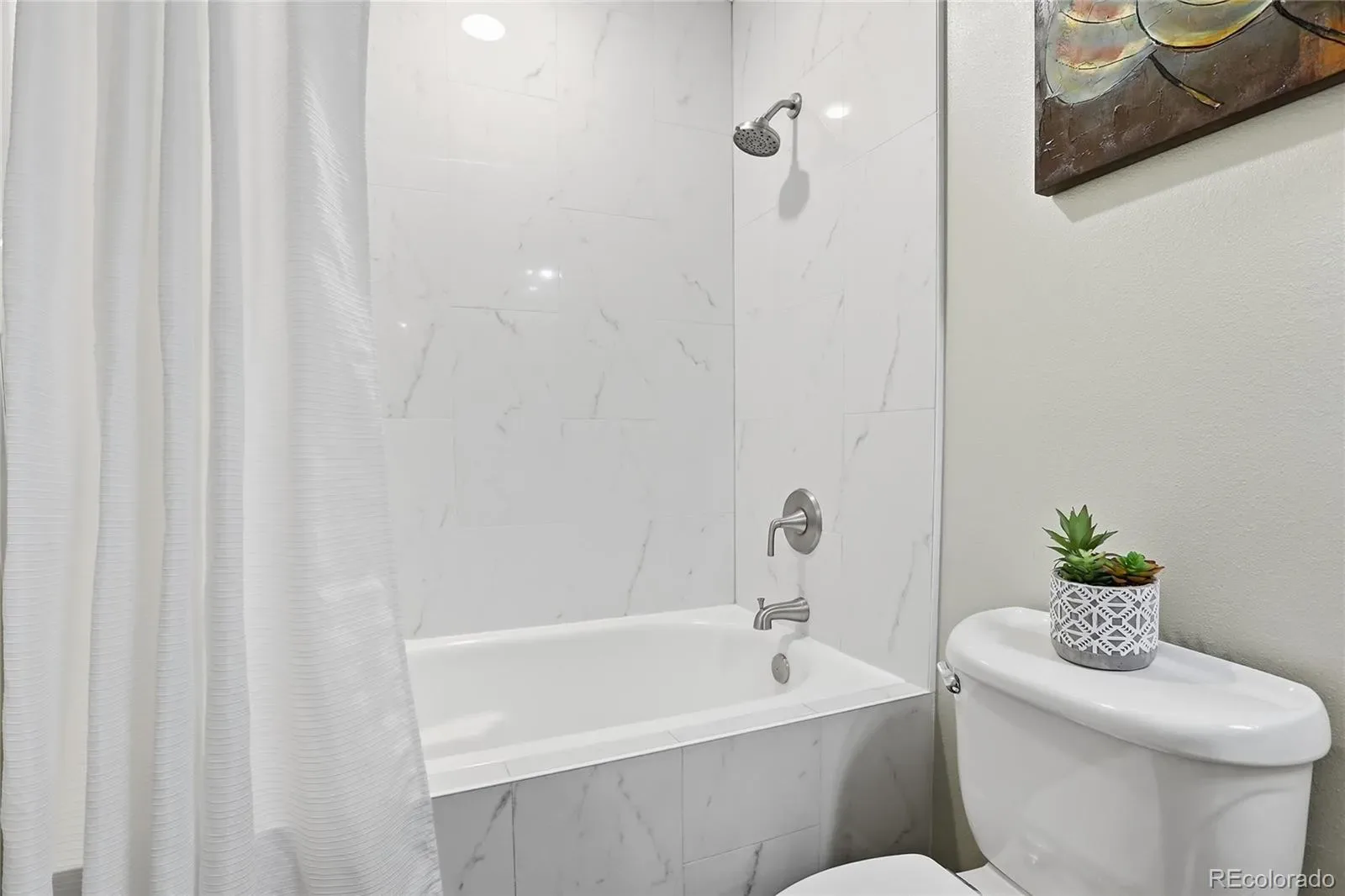 03192026213340 1600 16