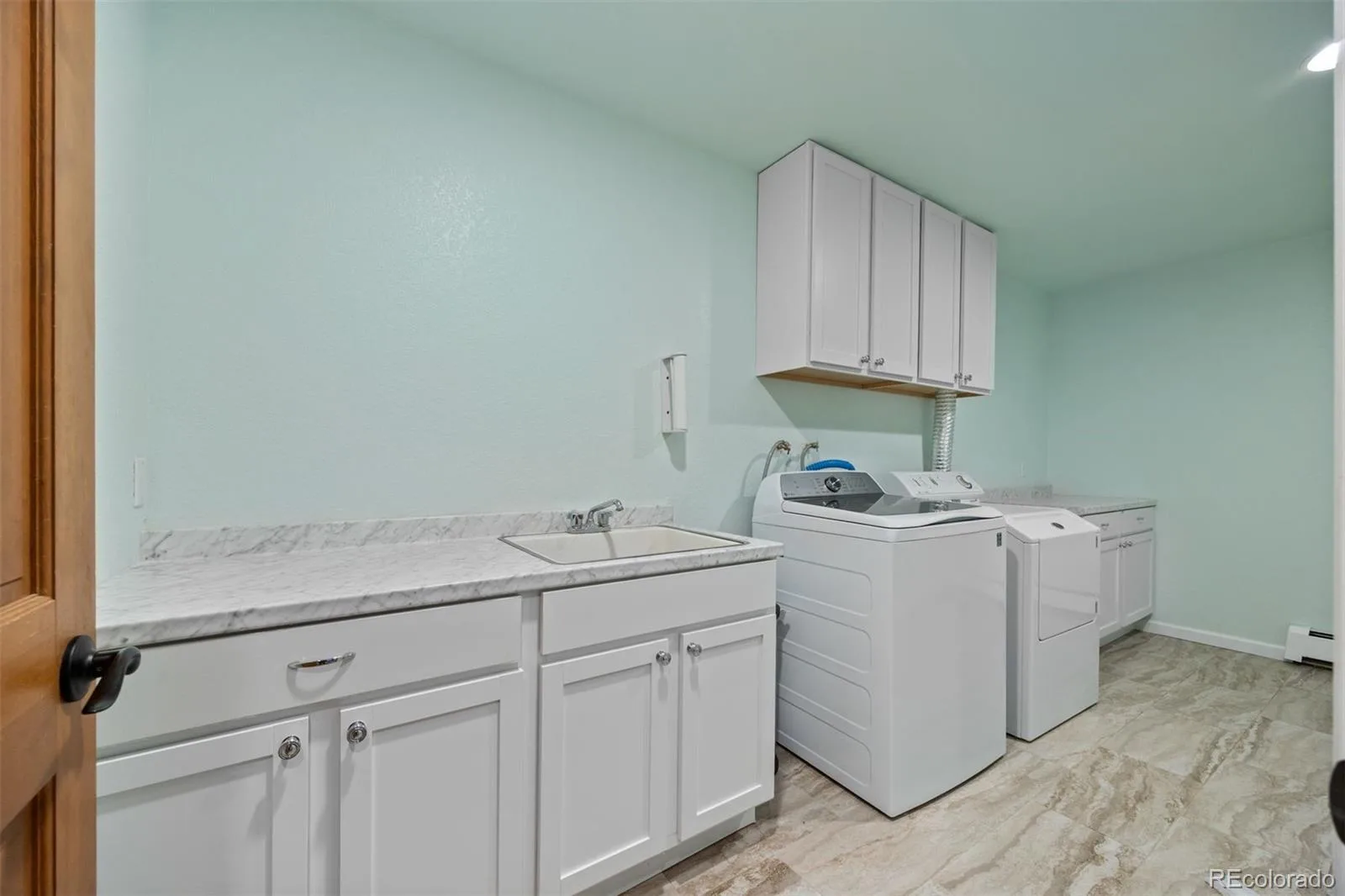 4188 Timbervale Drive Evergreen CO 80439 | MLS #REC7811880 08102026202840 1600 23