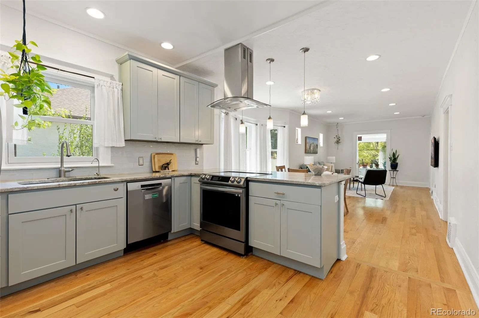 1490 S Lincoln Street Denver CO 80210 | MLS #REC7812250 08172026182540 1600 16