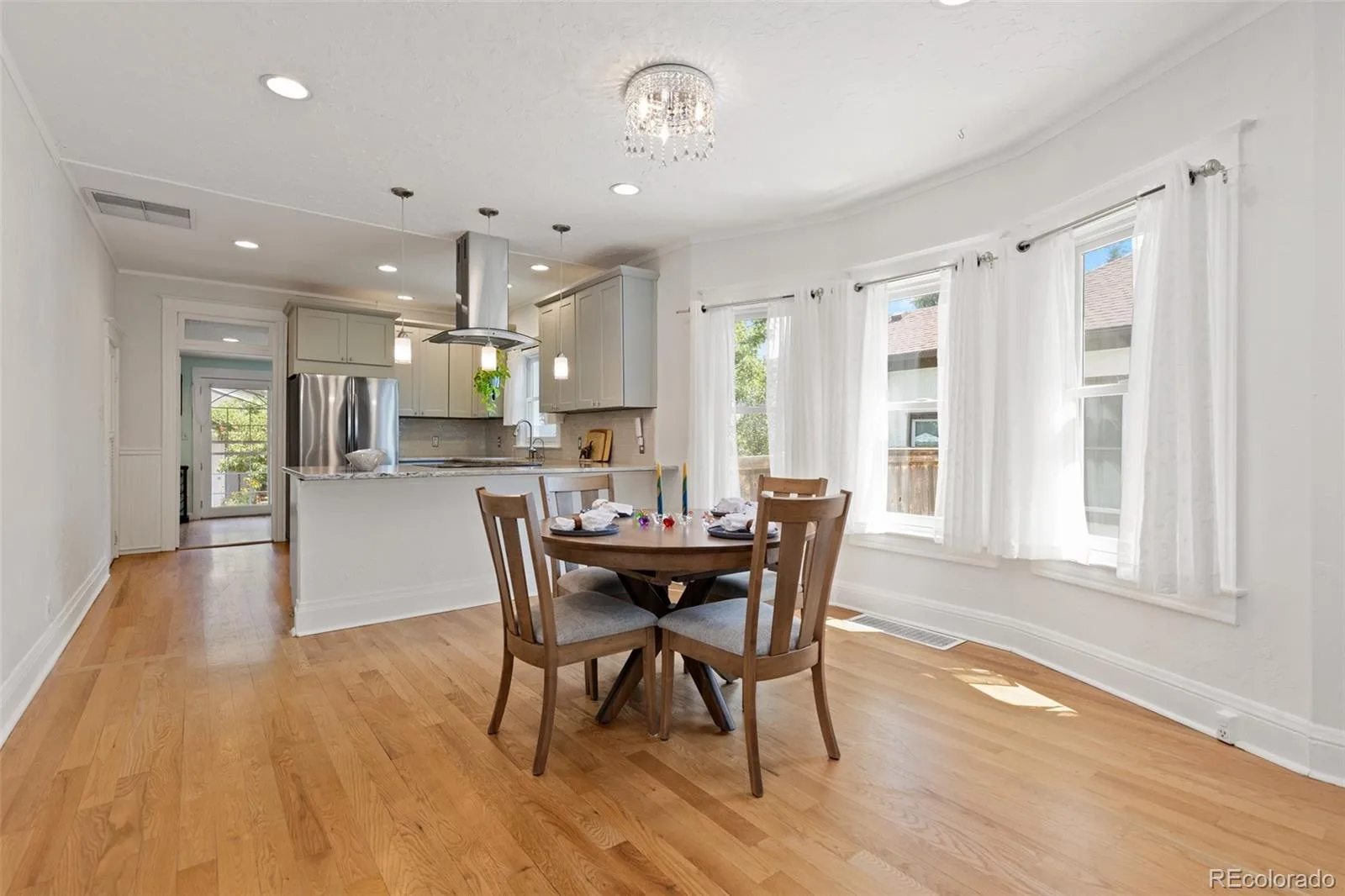 1490 S Lincoln Street Denver CO 80210 | MLS #REC7812250 08172026182540 1600 3