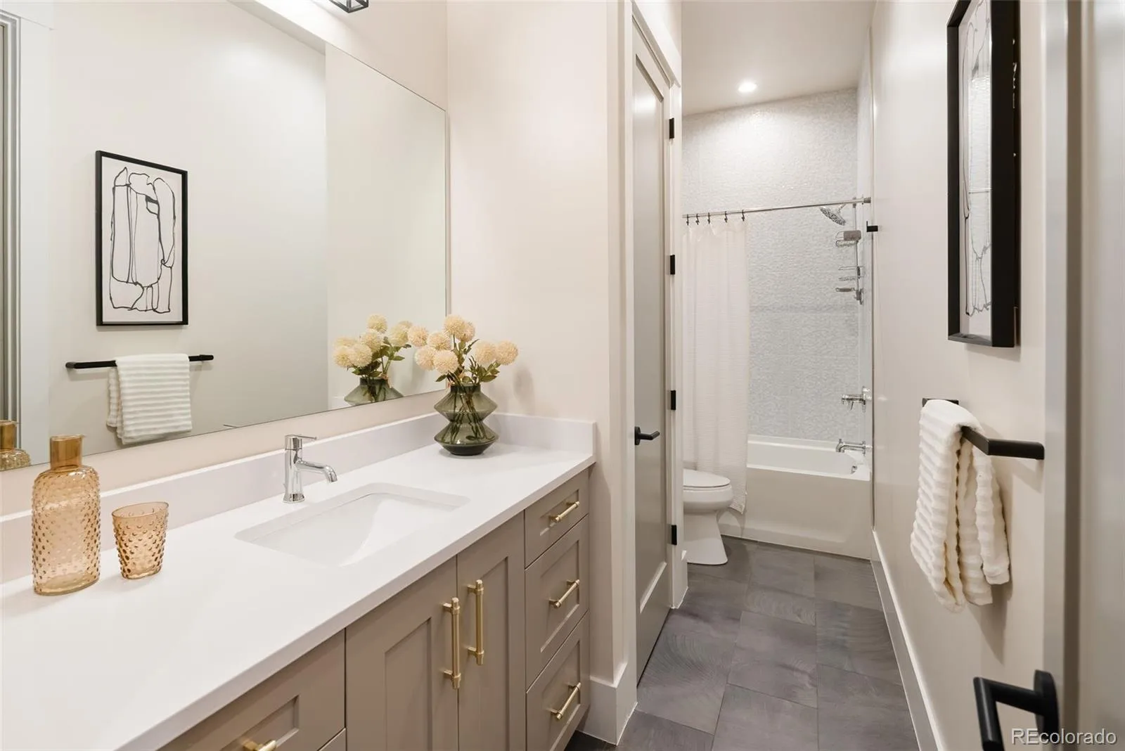 20 Ivanhoe Street Denver CO 80220 | MLS #REC7813114 09302026174241 1600 42