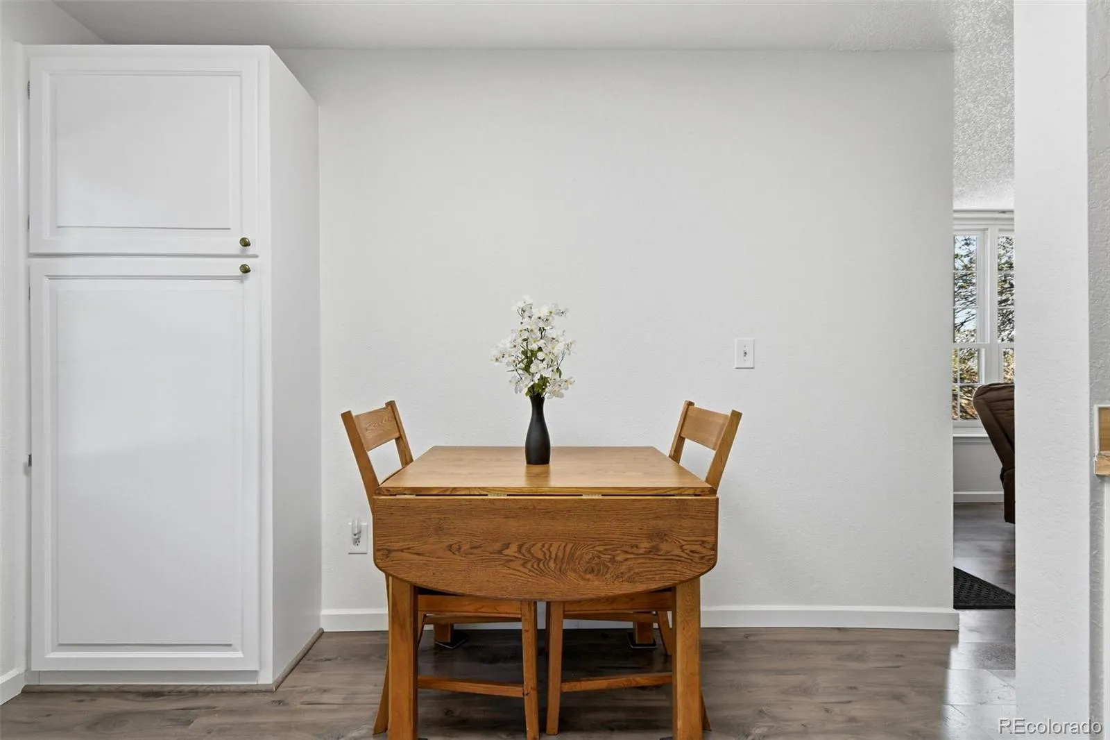 965 S Miller Street #201 Lakewood CO 80226 MLS #REC7813885 04302026200052 1600 11