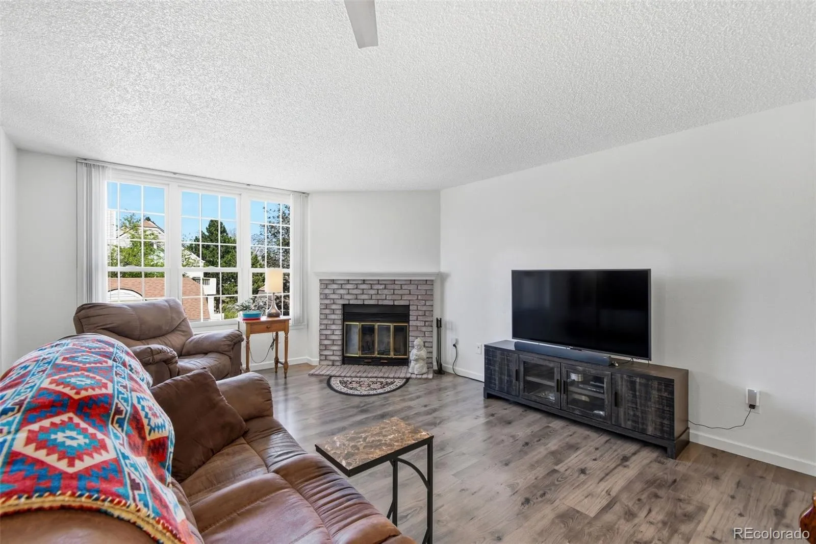 965 S Miller Street #201 Lakewood CO 80226 MLS #REC7813885 04302026200052 1600 4