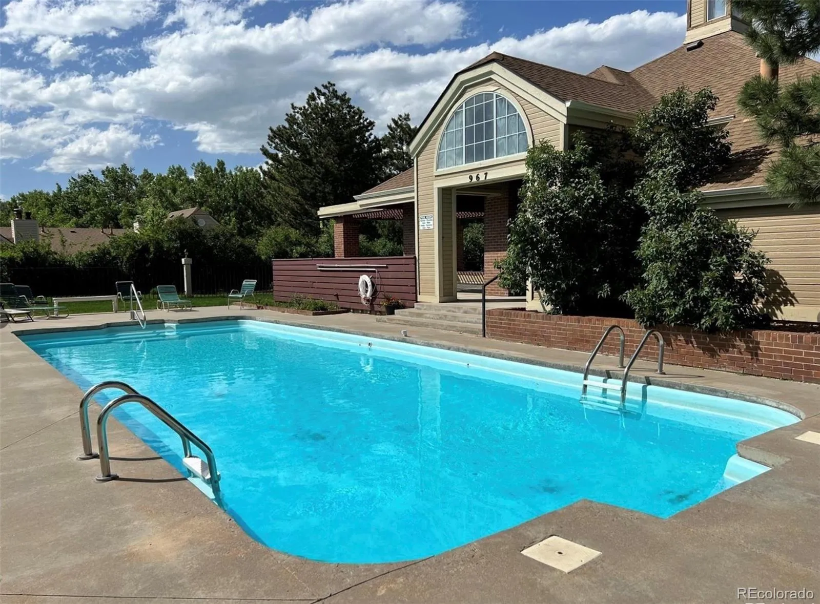 965 S Miller Street #201 Lakewood CO 80226 MLS #REC7813885 04302026200052 1600 43