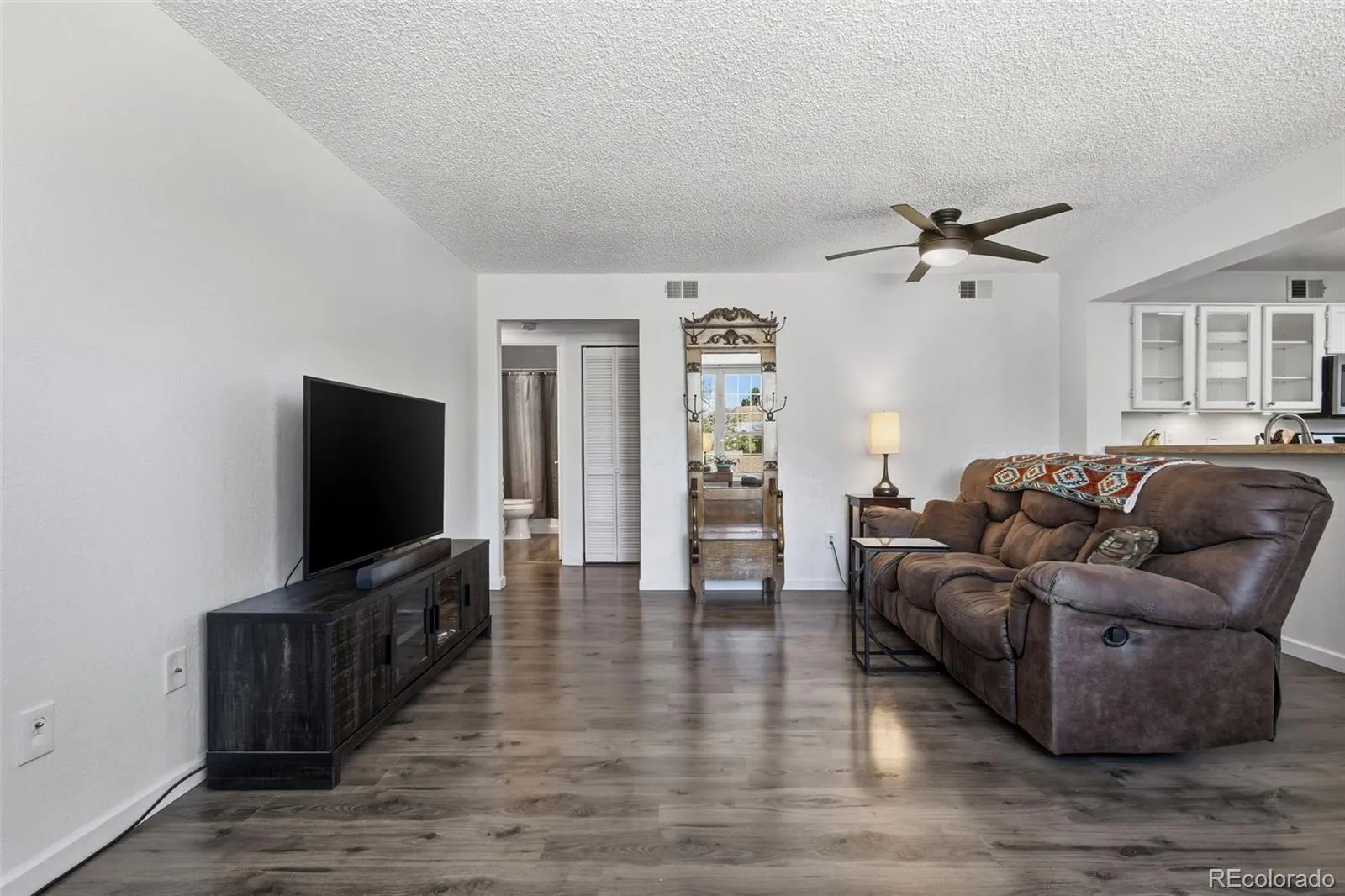 965 S Miller Street #201 Lakewood CO 80226 MLS #REC7813885 04302026200052 1600 6