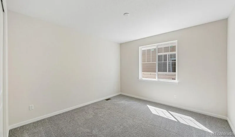 2123 S Irvington Street Aurora CO 80018 | MLS #REC7816362 08252026174547 800 8