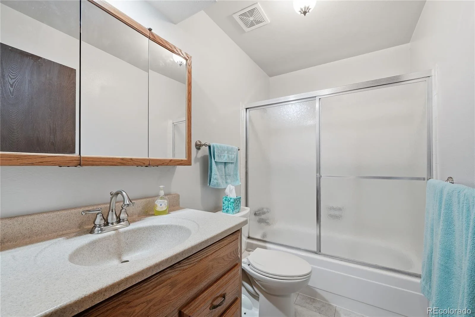 8240 Garland Drive Arvada CO 80005 | MLS #REC7817897 07182026180537 1600 18