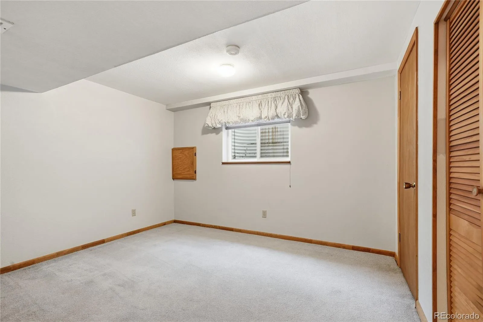 8240 Garland Drive Arvada CO 80005 | MLS #REC7817897 07182026180537 1600 27