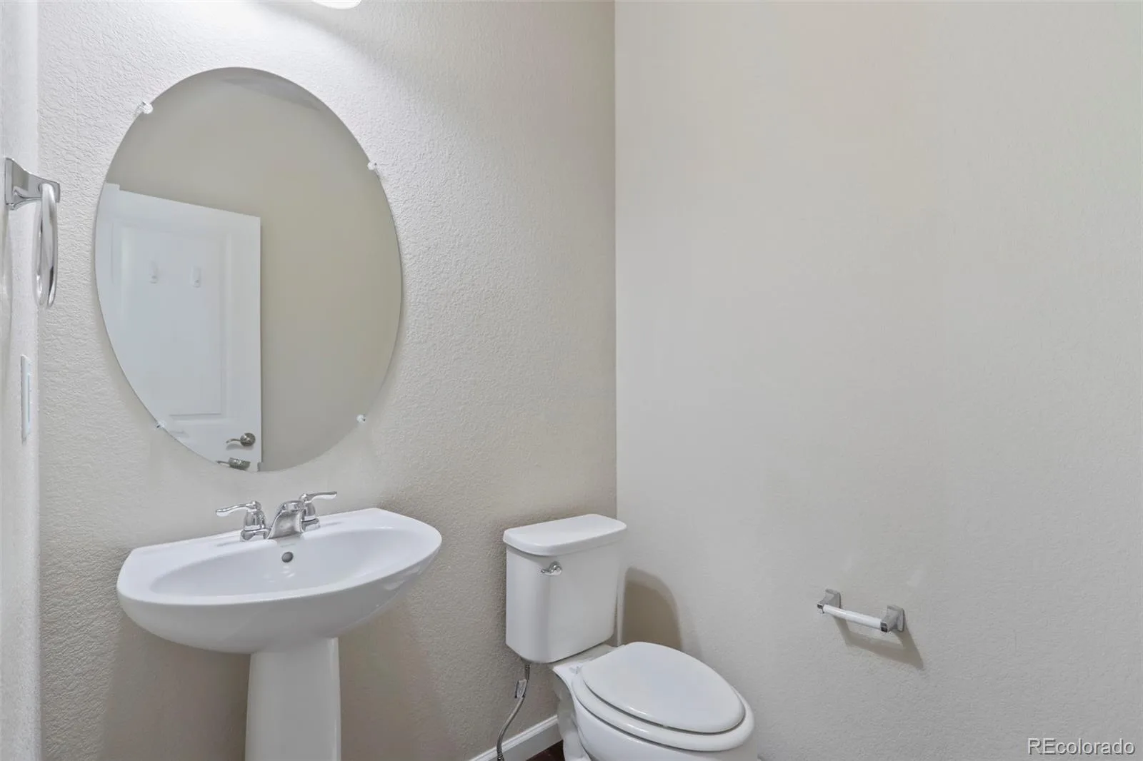 4260 E Warren Avenue #1 Denver CO 80222 | MLS #REC7818890 08112026164710 1600 11