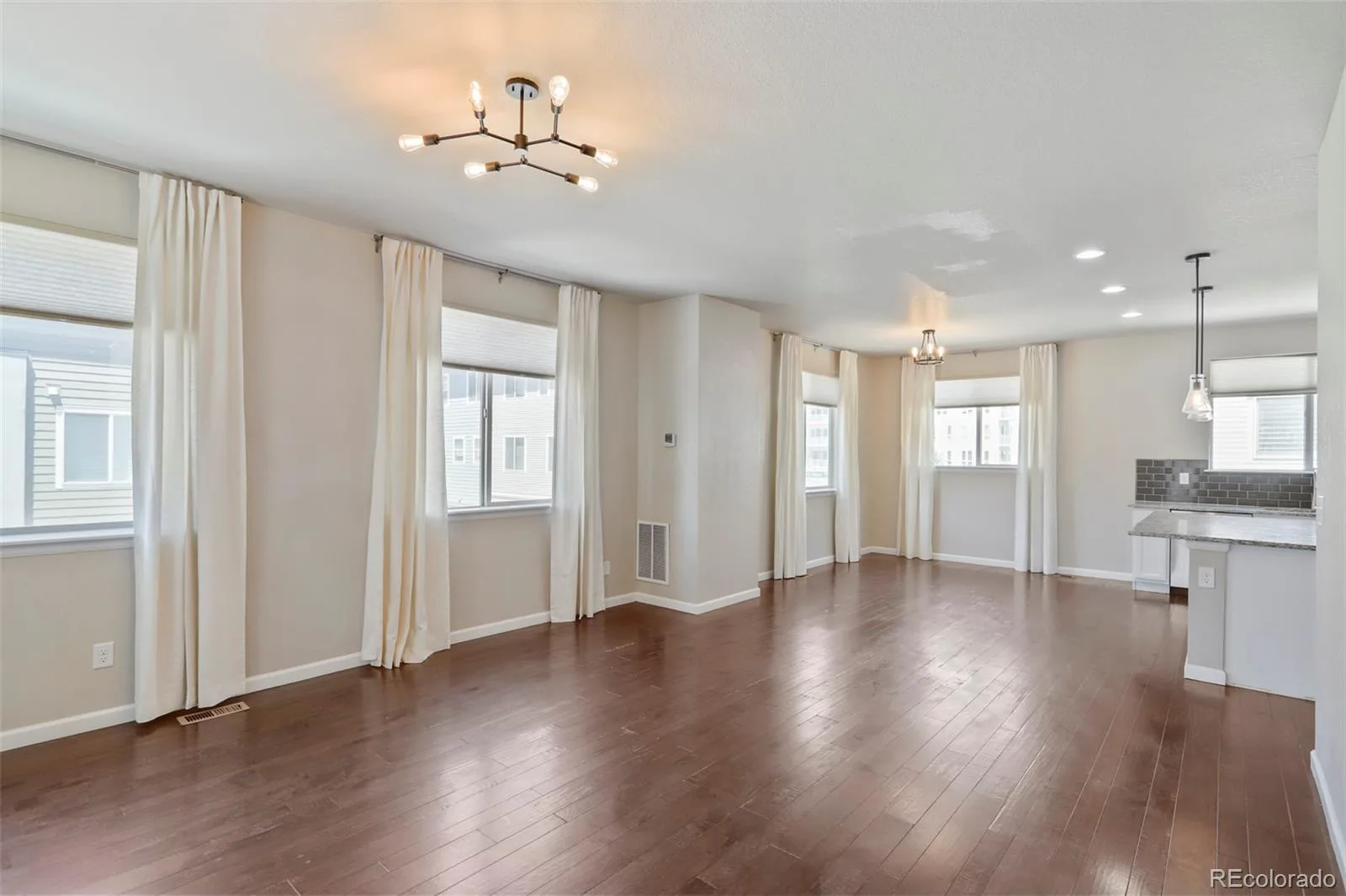 4260 E Warren Avenue #1 Denver CO 80222 | MLS #REC7818890 08112026164710 1600 8