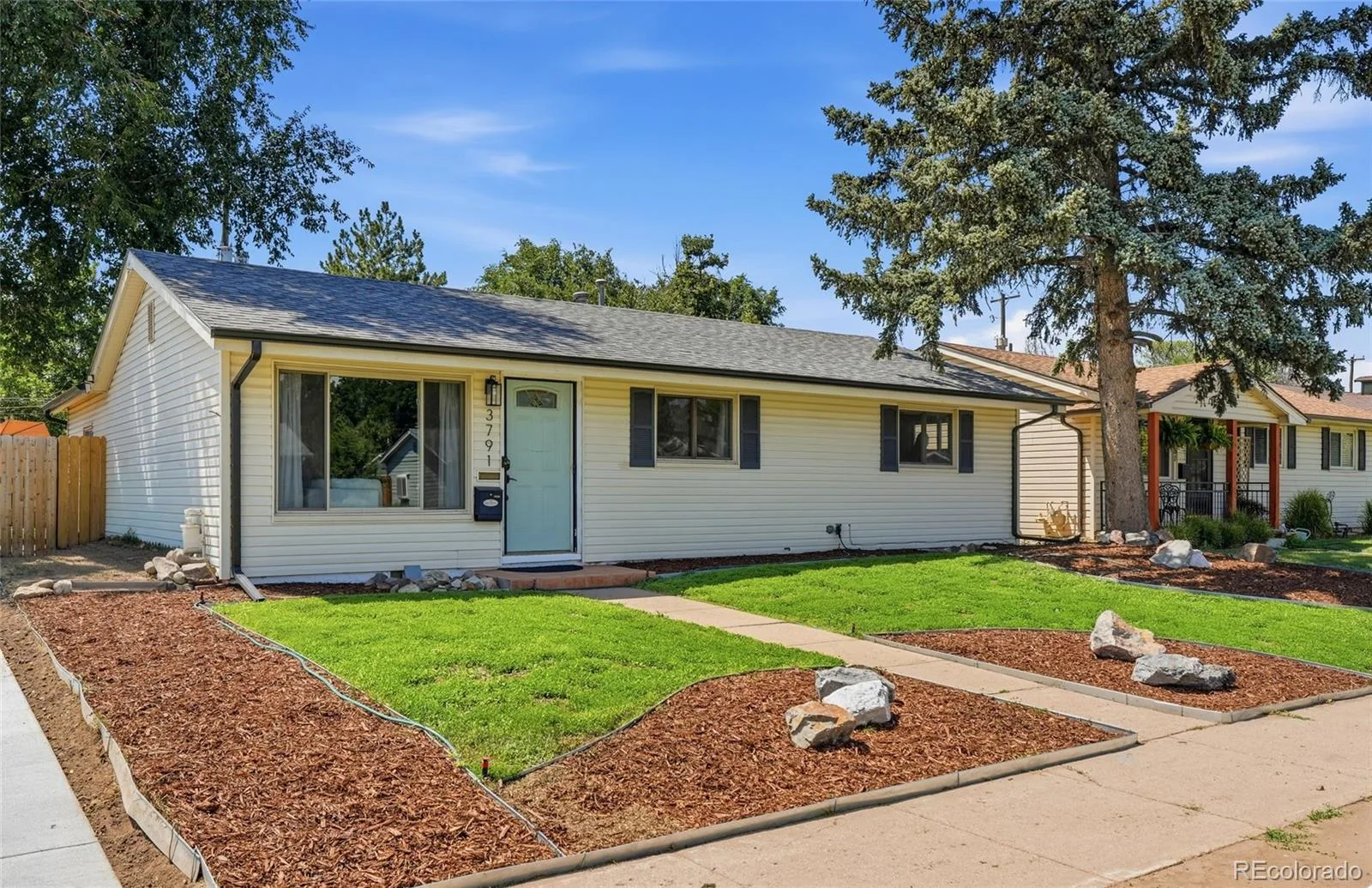3791 S Huron Street Englewood CO 80110 | MLS #REC7820597 08192026163416 1600 27