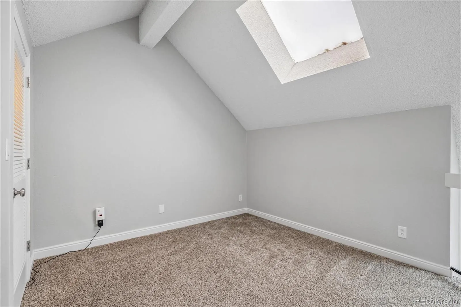 844 S Vance Street #F Lakewood CO 80226 MLS #REC7821456 05222026000410 1600 19