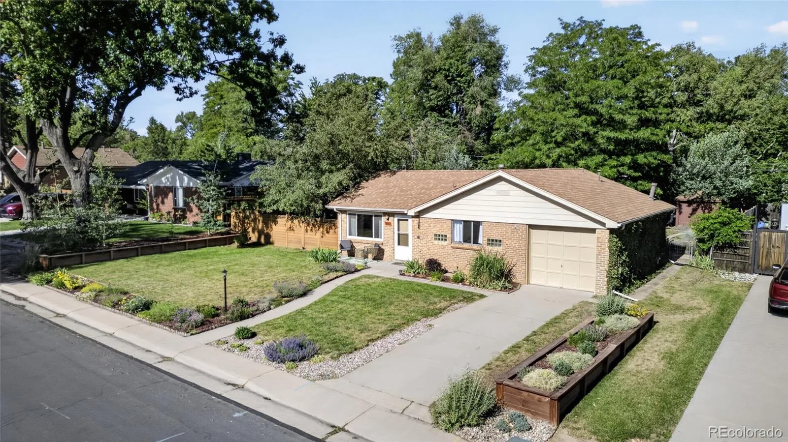 4351 Marshall Street Wheat Ridge CO 80033 MLS #REC7821469 06172026145522 1600 32