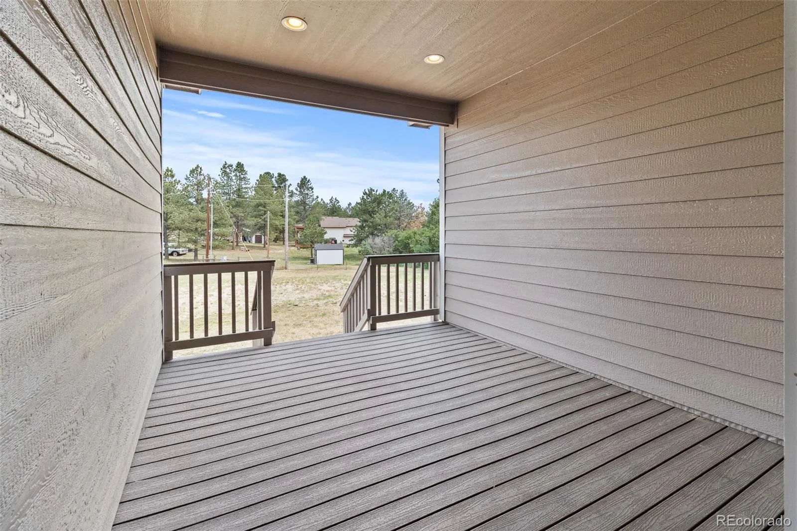 11854 Huckleberry Drive Franktown CO 80116 | MLS #REC7821705 08172026204556 1600 31