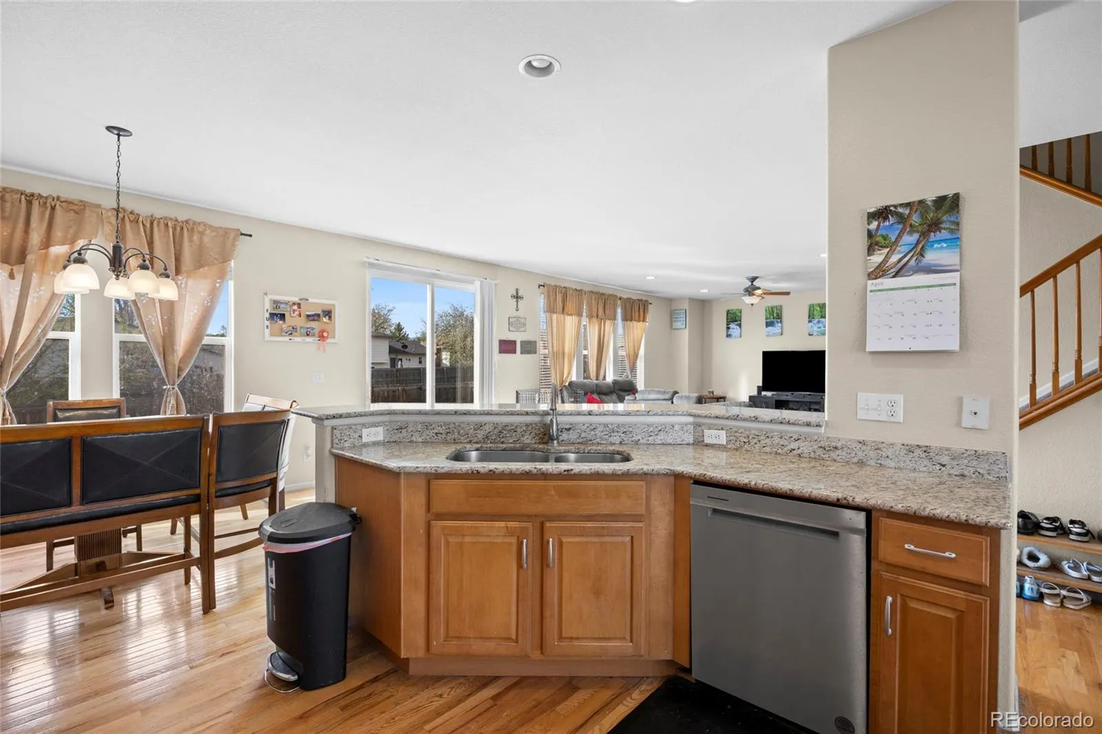 04142026222555 1600 11