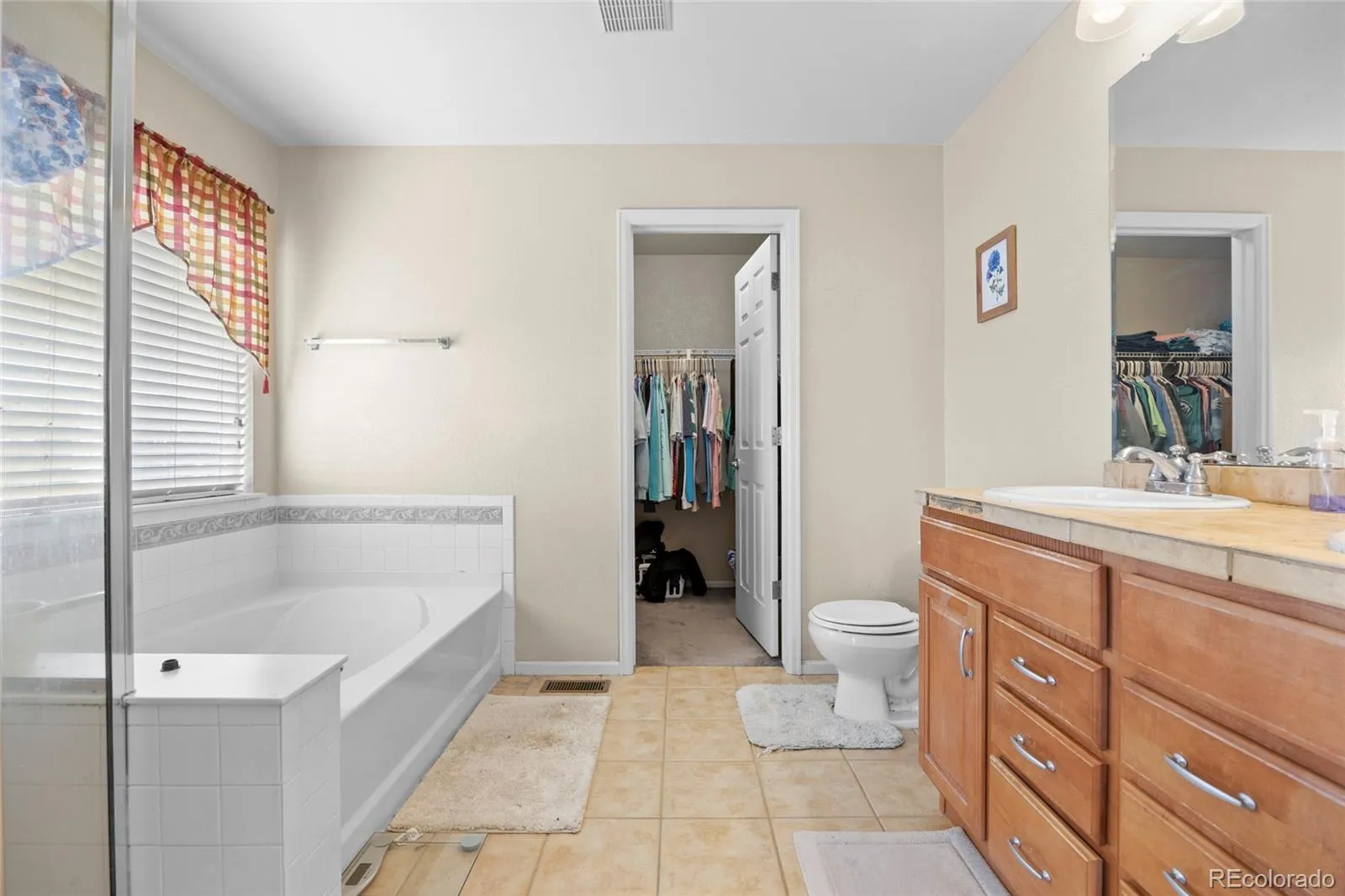 04142026222555 1600 19