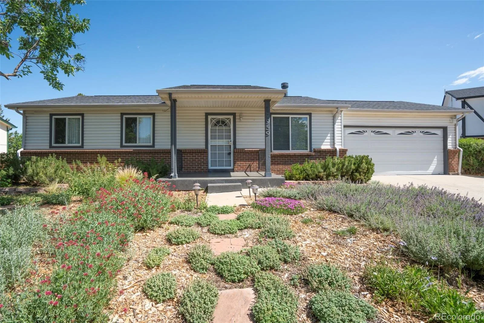 17959 E Oxford Place Aurora CO 80013 MLS #REC7822357 06112026163042 1600 1
