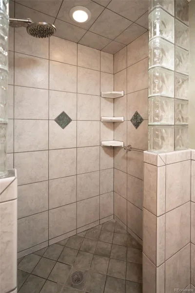 17959 E Oxford Place Aurora CO 80013 MLS #REC7822357 06112026163042 800 20
