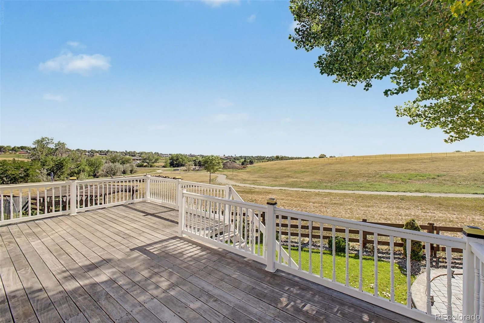 10930 Saint Paul Way Northglenn CO 80233 | MLS #REC7823272 08232026203630 1600 47