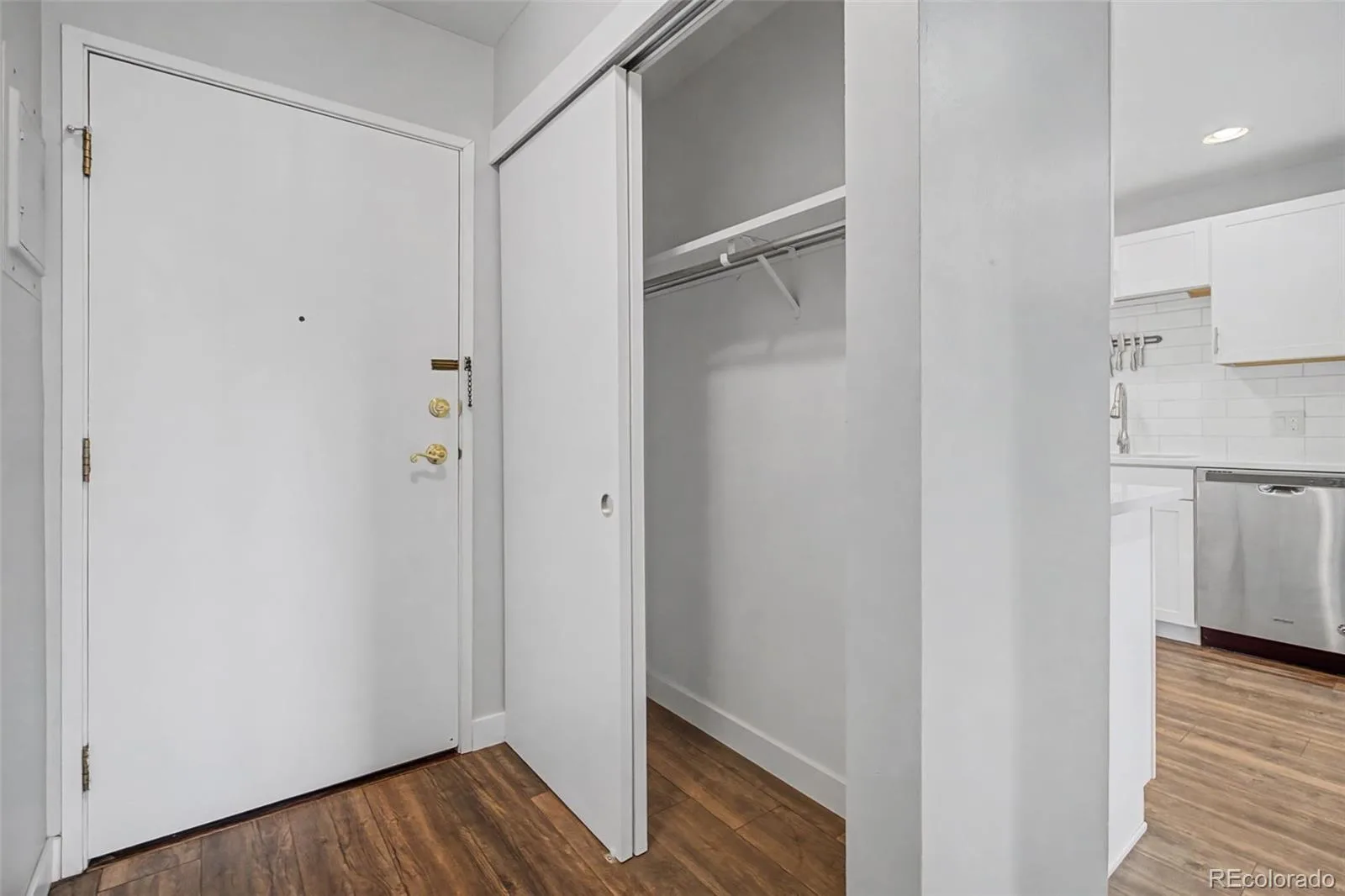 3082 S Wheeling Way #404 #208 Aurora CO 80014 MLS #REC7825823 05312026221353 1600 4