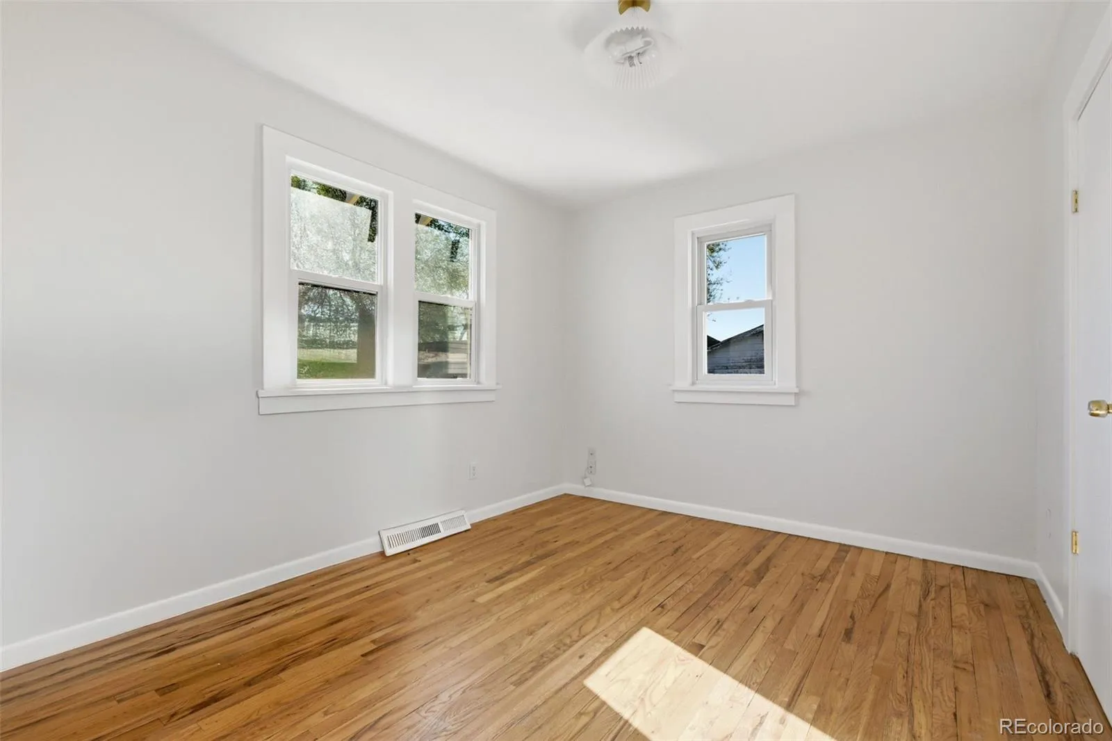 04132026192432 1600 18