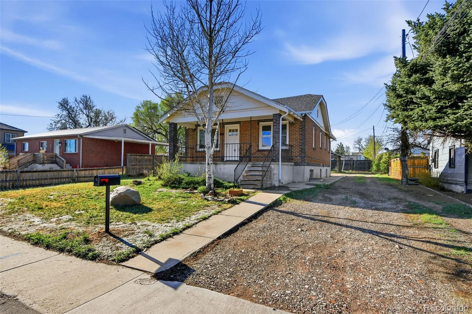 2312 W Baltic Place Englewood CO 80110 MLS #REC7827065 05112026034356 1600 25