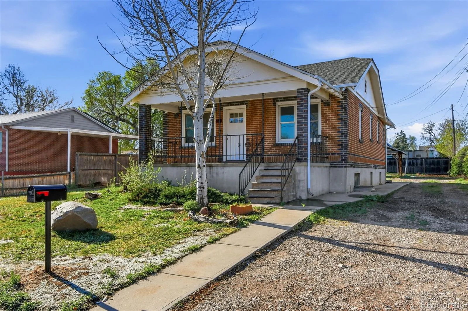 2312 W Baltic Place Englewood CO 80110 MLS #REC7827065 05112026034356 1600 27