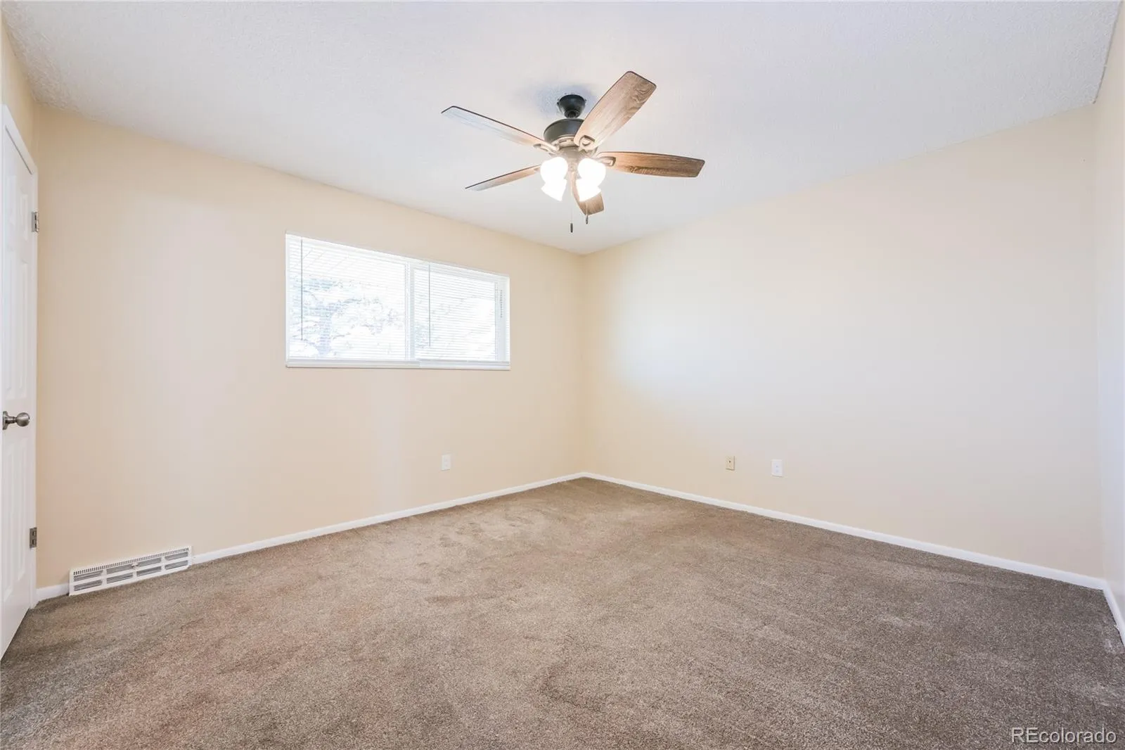 9117 E Mansfield Avenue Denver CO 80237 MLS #REC7829112 05112026184151 1600 11