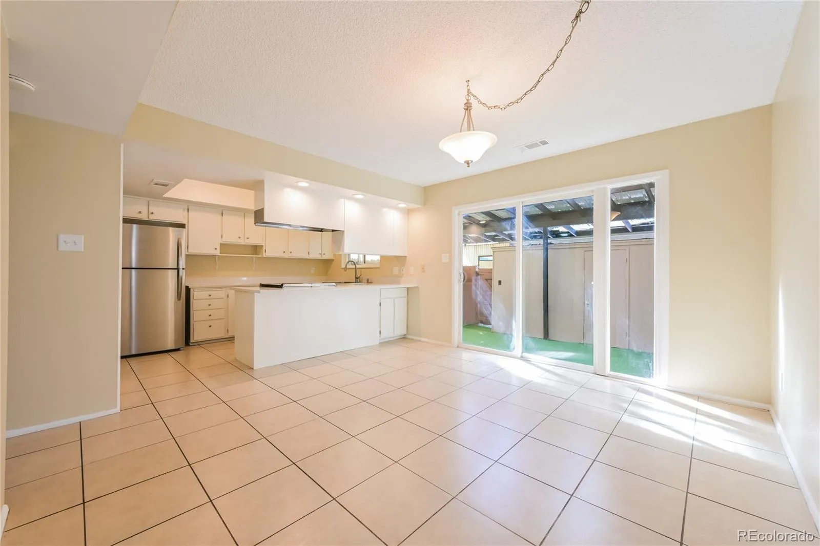 9117 E Mansfield Avenue Denver CO 80237 MLS #REC7829112 05112026184151 1600 5