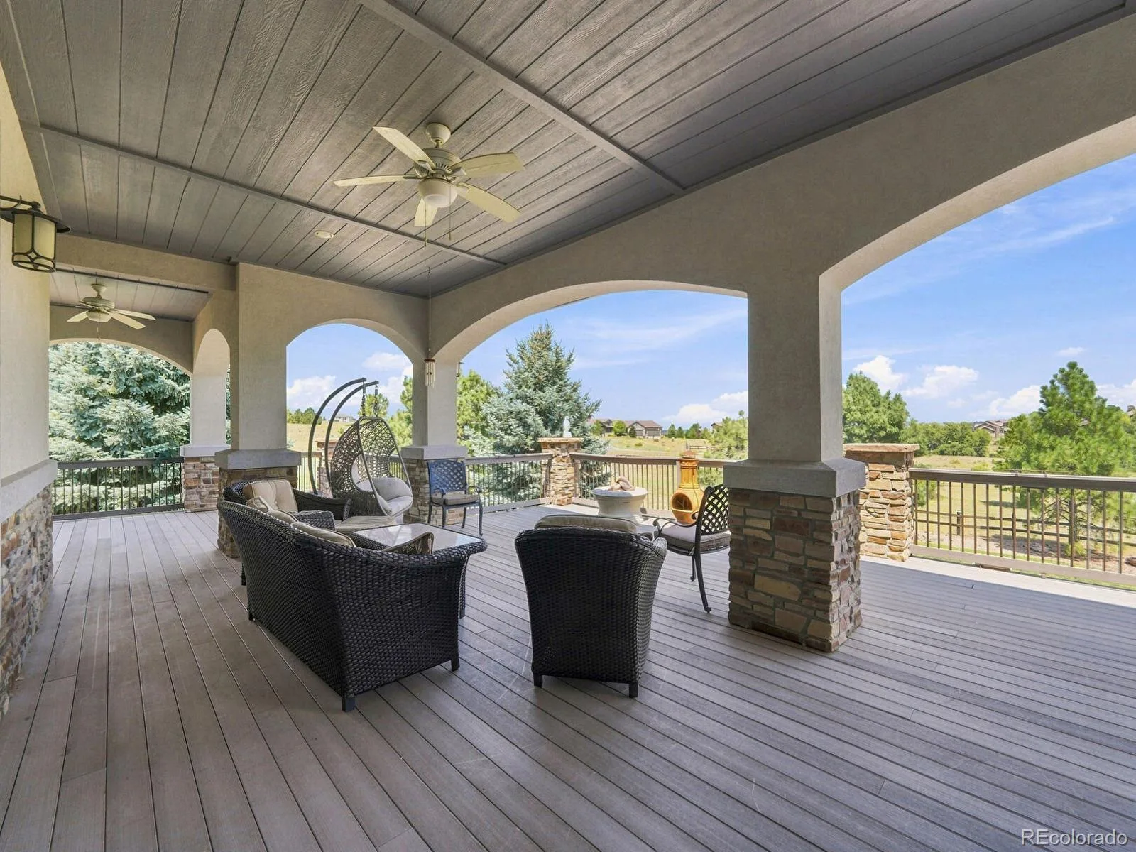9753 Falcon Roost Point Parker CO 80138 | MLS #REC7830630 08182026170853 1600 14