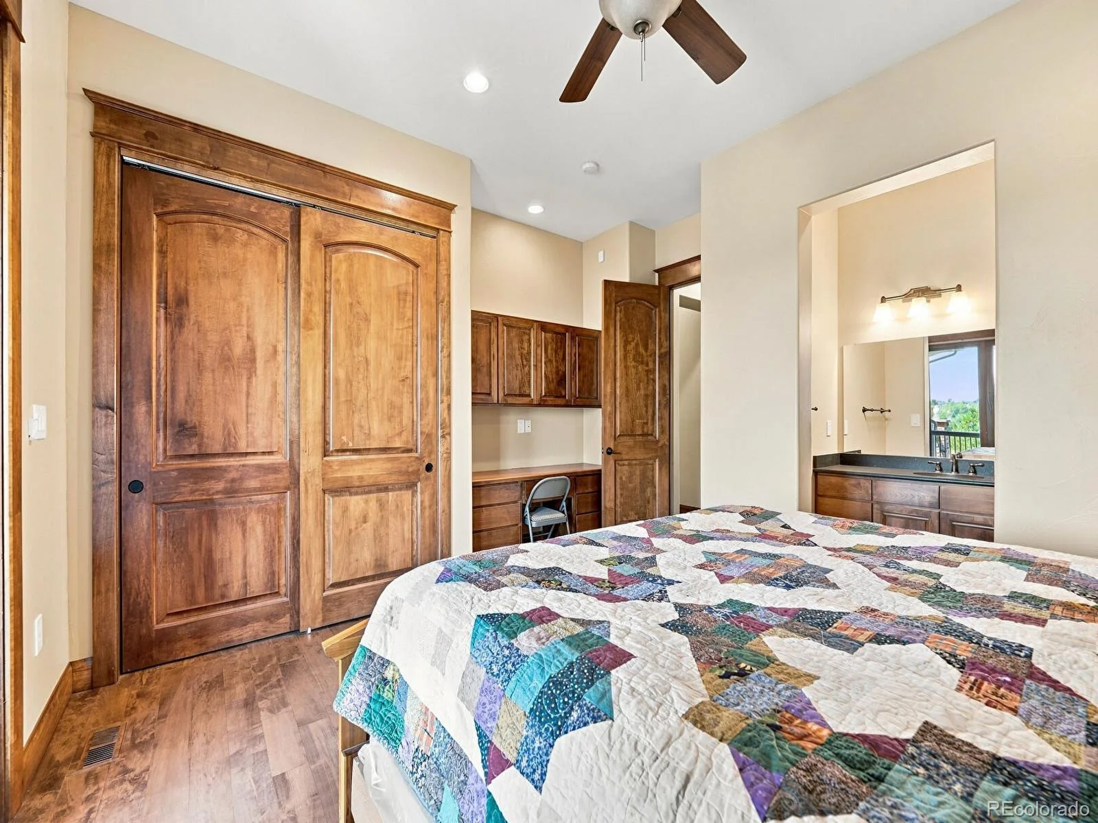 9753 Falcon Roost Point Parker CO 80138 | MLS #REC7830630 08182026170853 1600 43