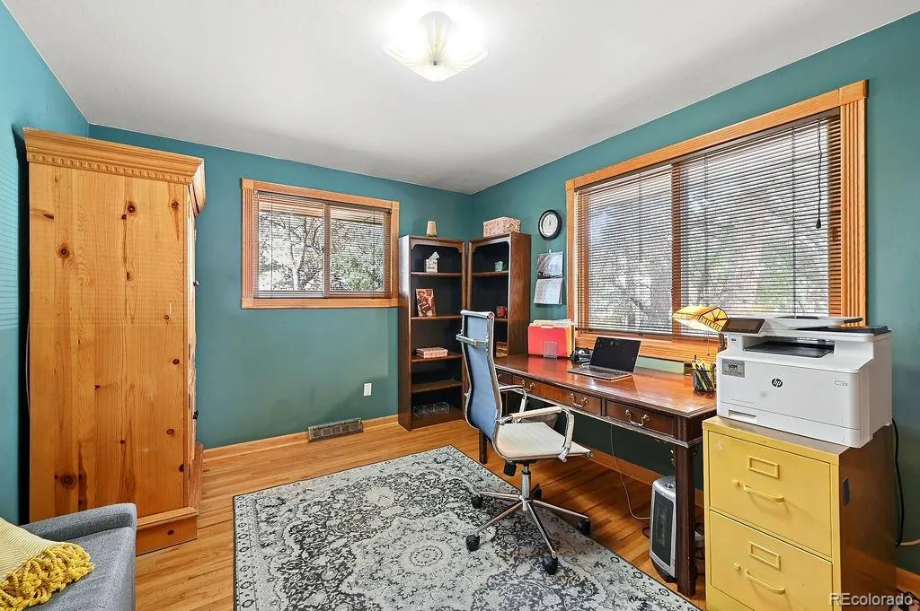 5402 E Warren Avenue Denver CO 80222 MLS #REC7831567 04152026215853 1024 8