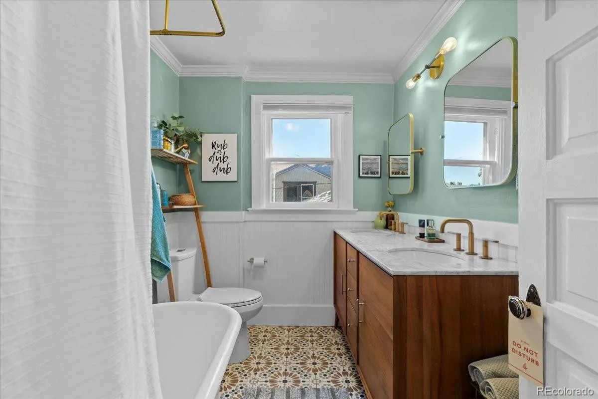 1148 S Clarkson Street Denver CO 80210 | MLS #REC7832306 09232026223136 1200 25
