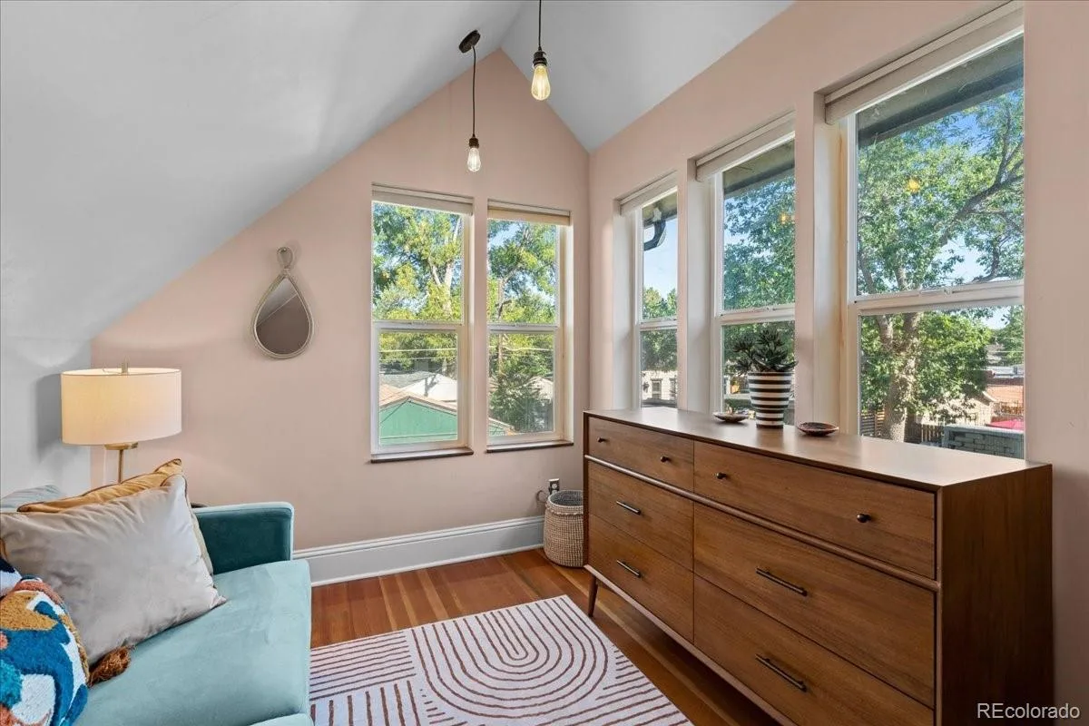 1148 S Clarkson Street Denver CO 80210 | MLS #REC7832306 09232026223136 1200 34