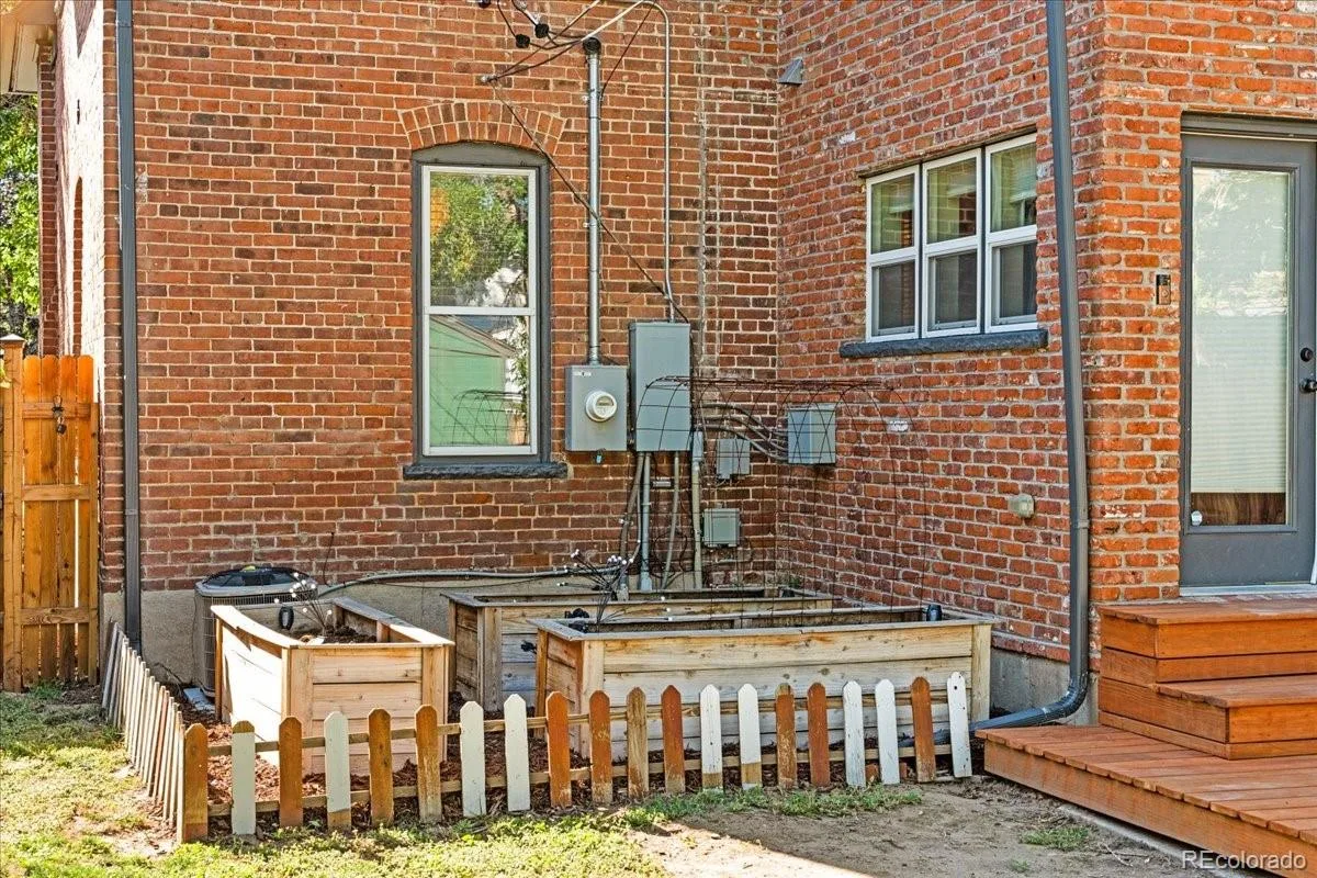 1148 S Clarkson Street Denver CO 80210 | MLS #REC7832306 09232026223136 1200 38