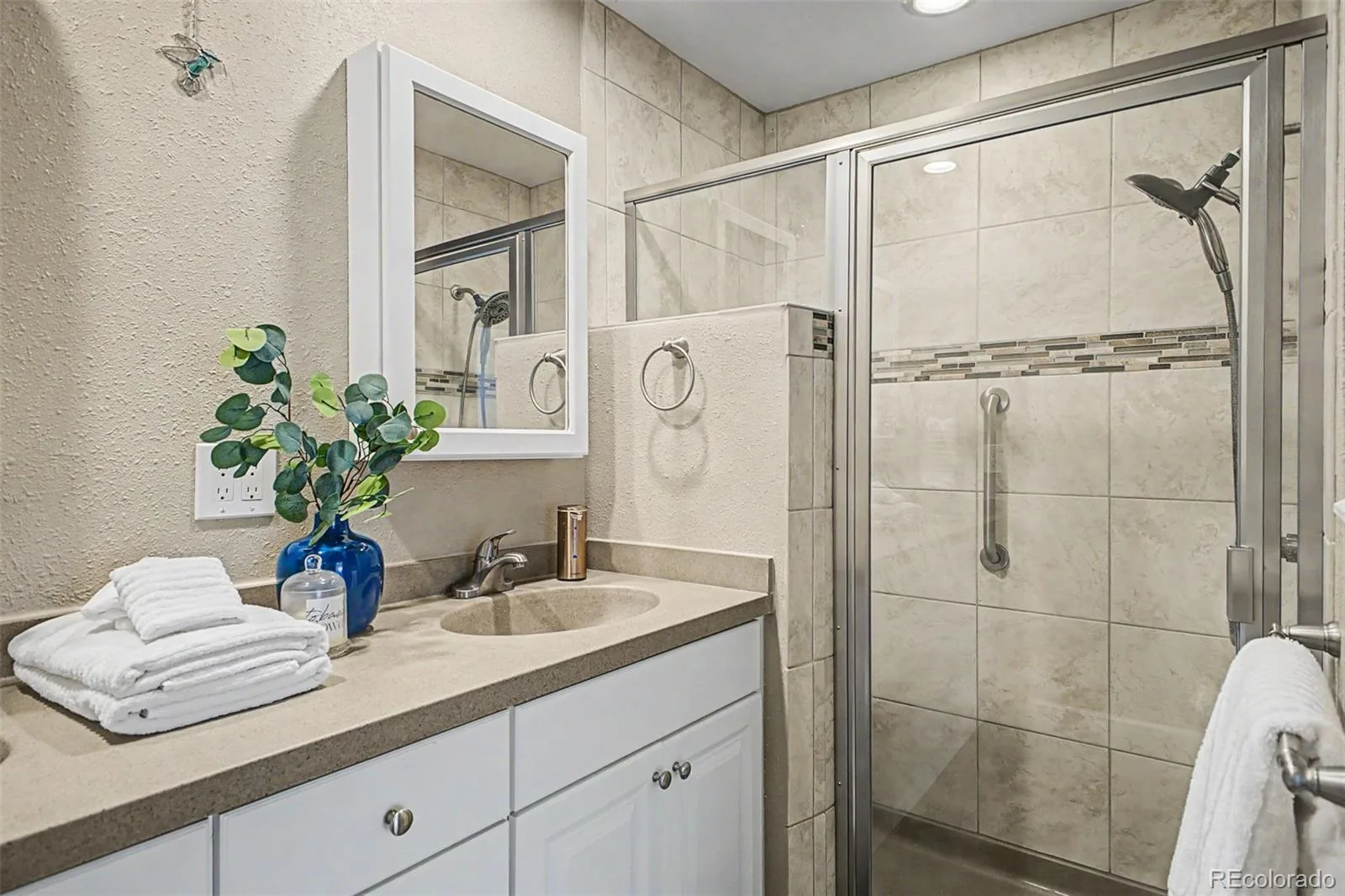 8330 Garland Drive Arvada CO 80005 MLS #REC7832695 07042026171416 1600 32