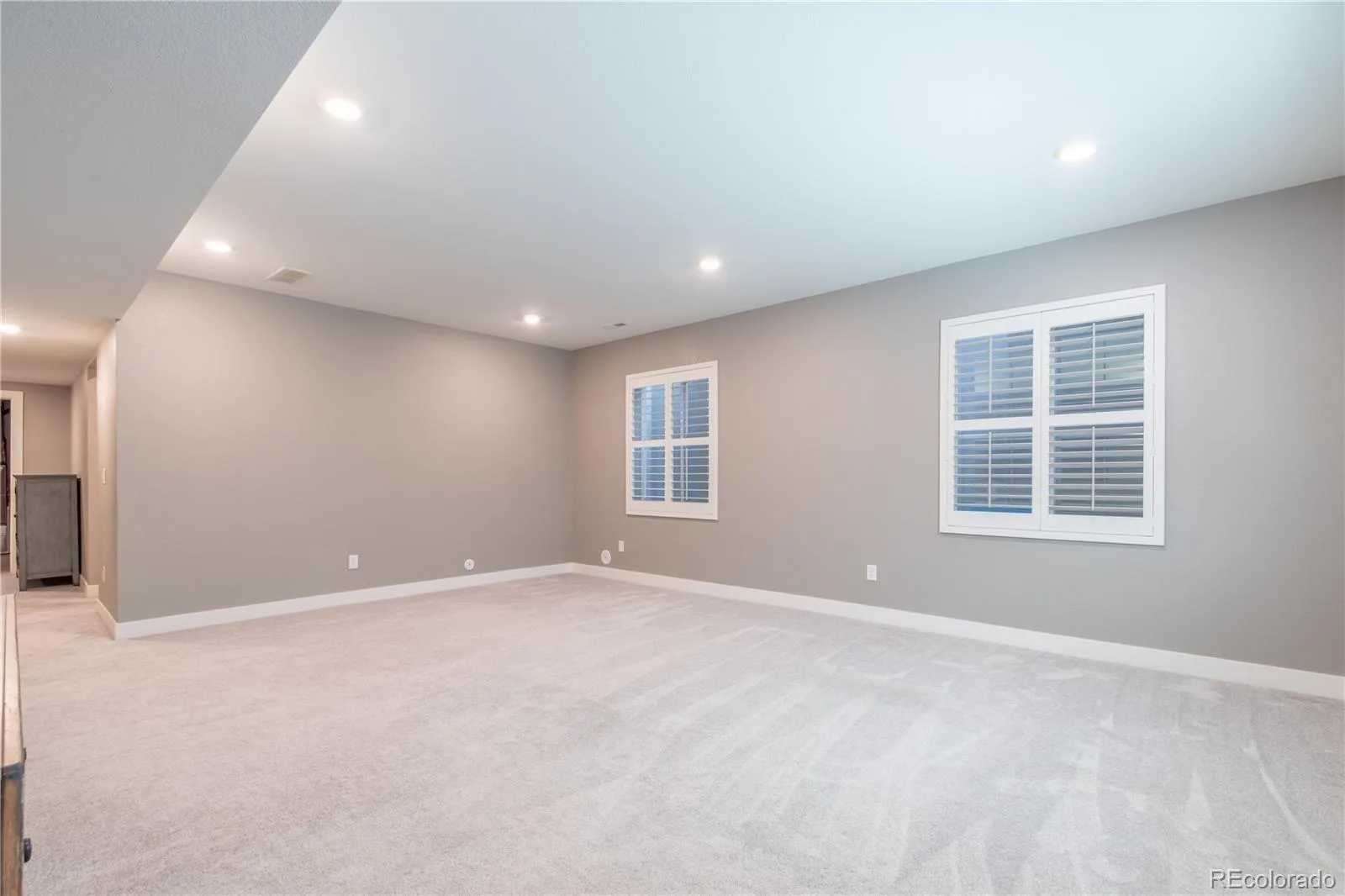 7010 Sagerock Road Castle Pines CO 80108 MLS #REC7835309 08092026011506 1600 27