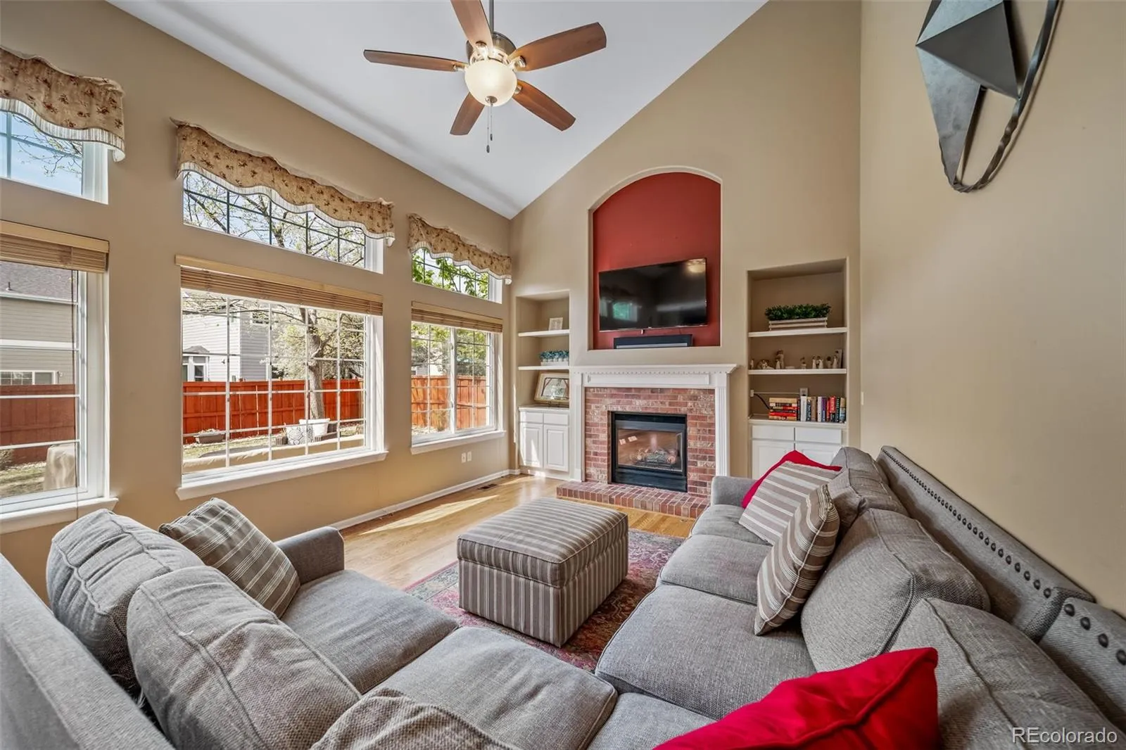 6340 W Alamo Drive Littleton CO 80123 MLS #REC7835876 05112026231149 1600 6