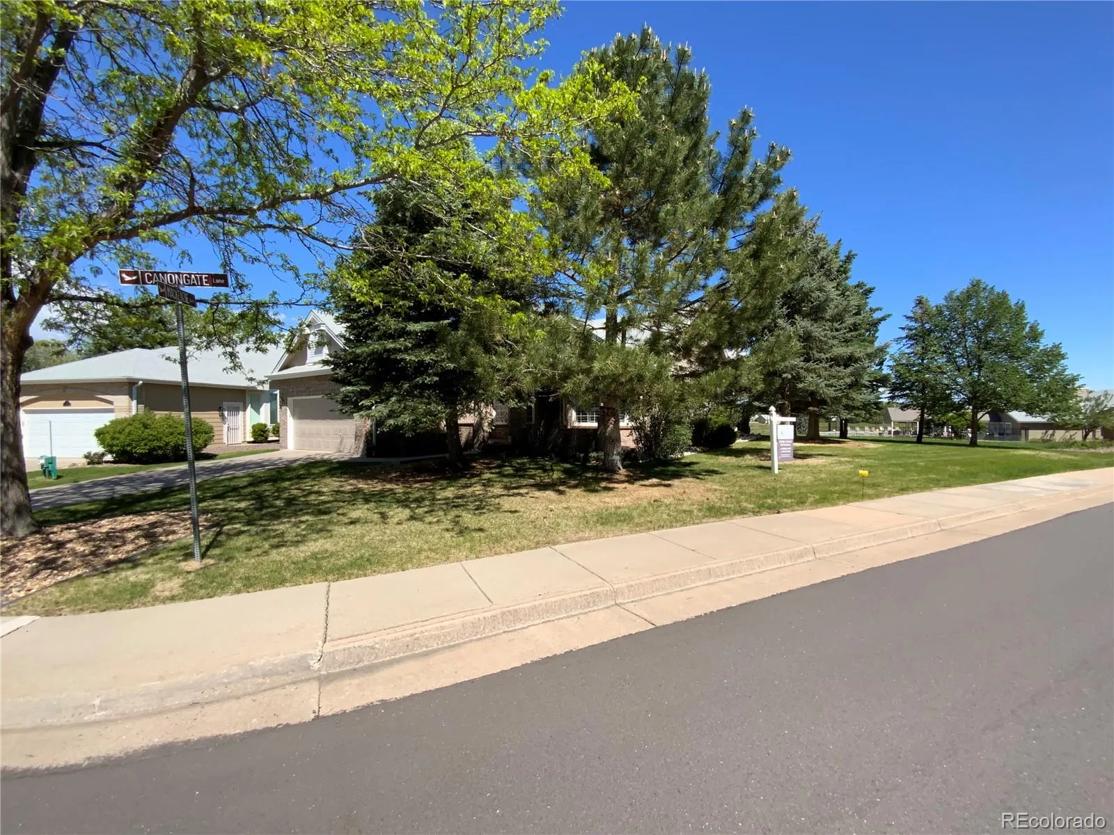 2 Mackenzie Court Highlands Ranch CO 80130 MLS #REC7836334 05242026213439 1600 2